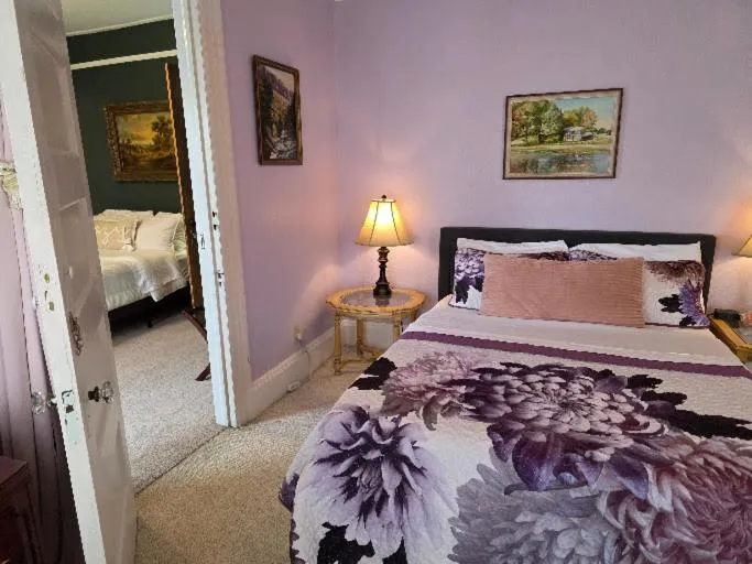 Photo of the whole room, Bed in The Kings Throne Inn and Guest House
