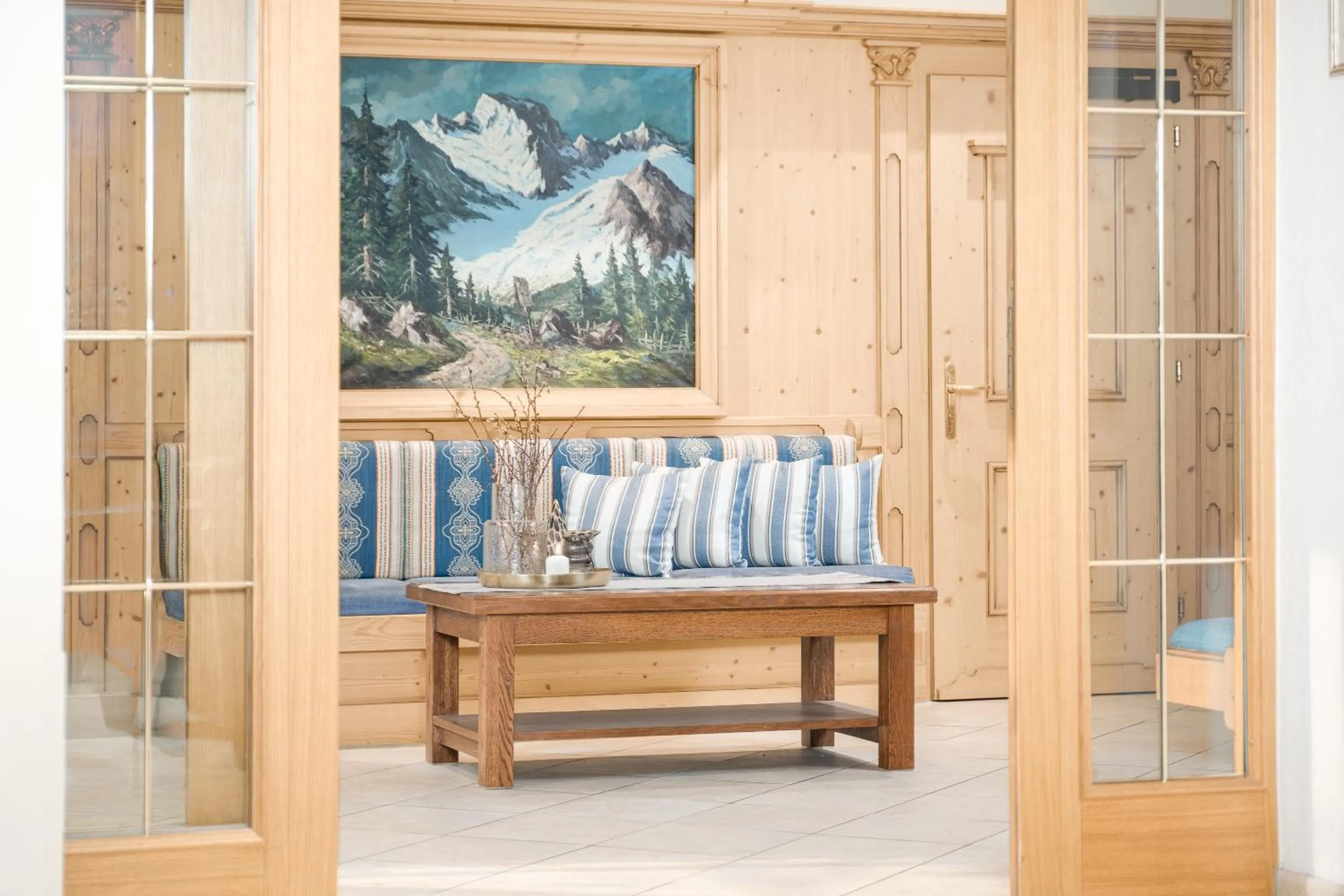 Facade/entrance in Alpenhotel Tirolerhof Gerlos