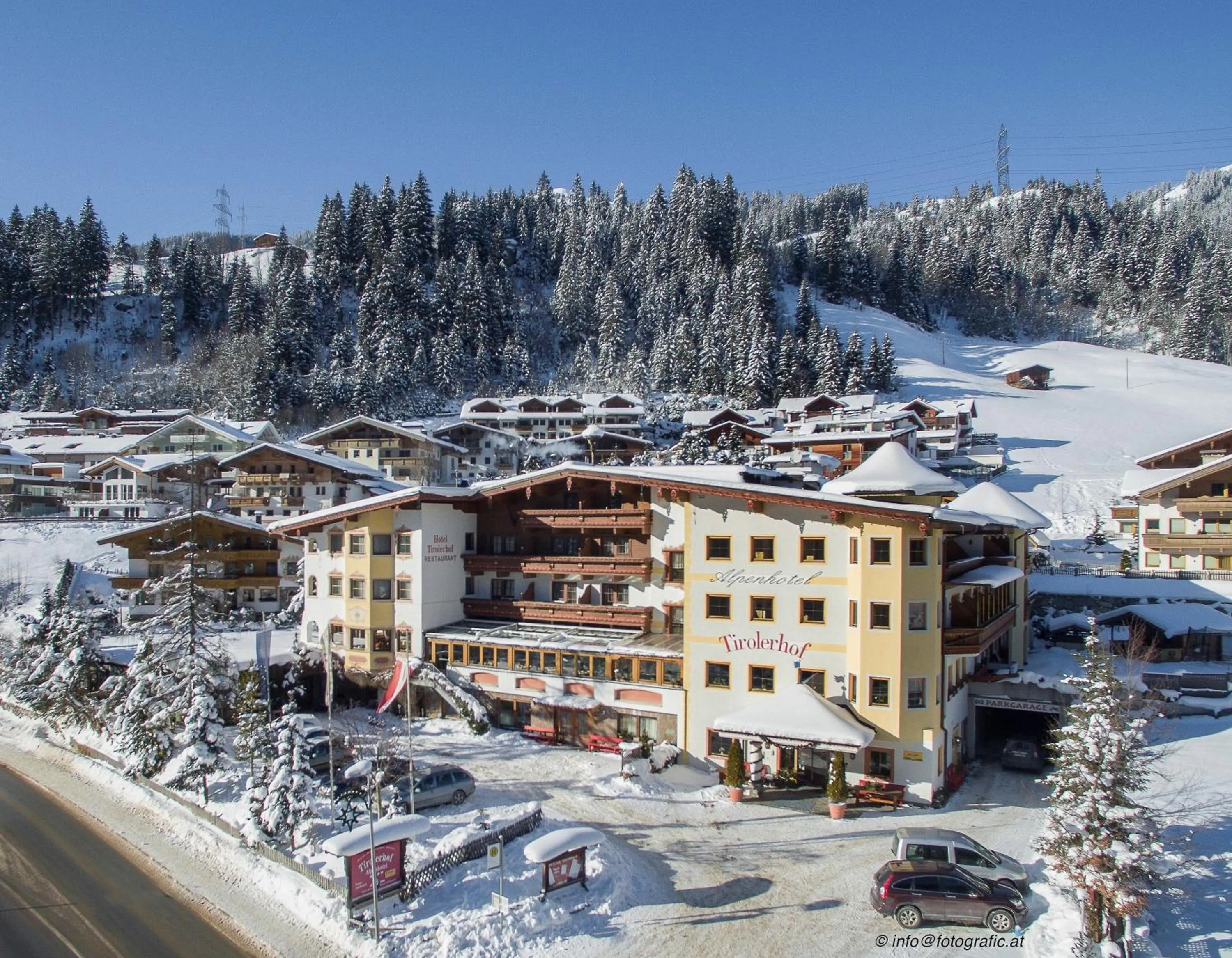 Property building in Alpenhotel Tirolerhof Gerlos