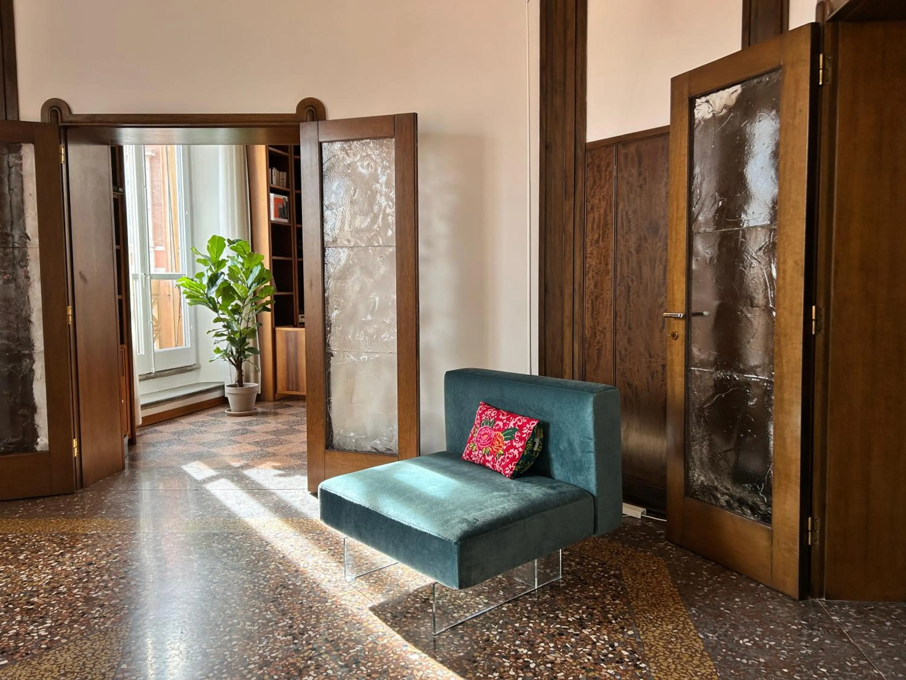 Seating area in Frame Bologna