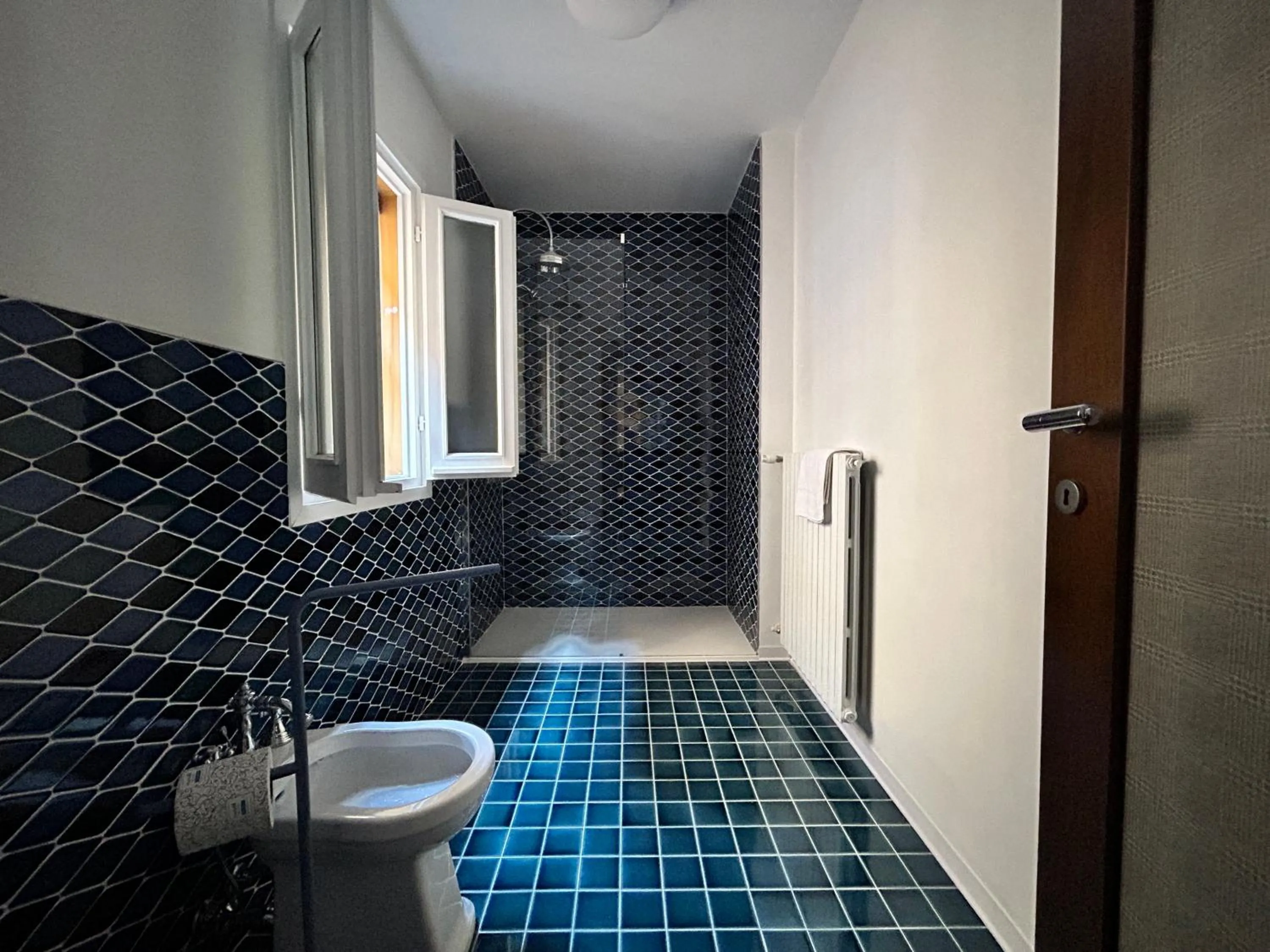 Shower in Frame Bologna