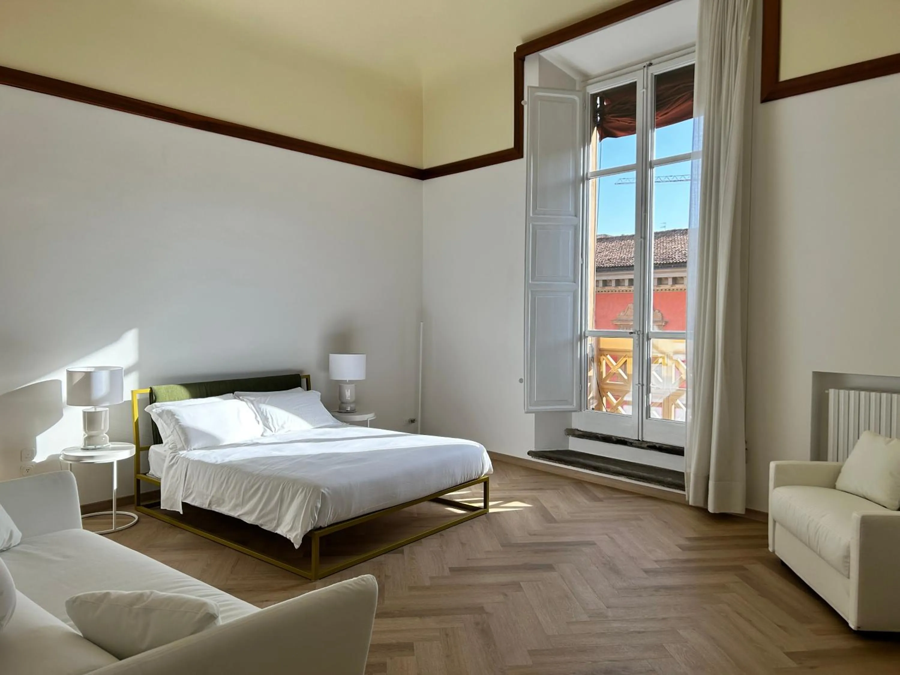 Bedroom, Bed in Frame Bologna