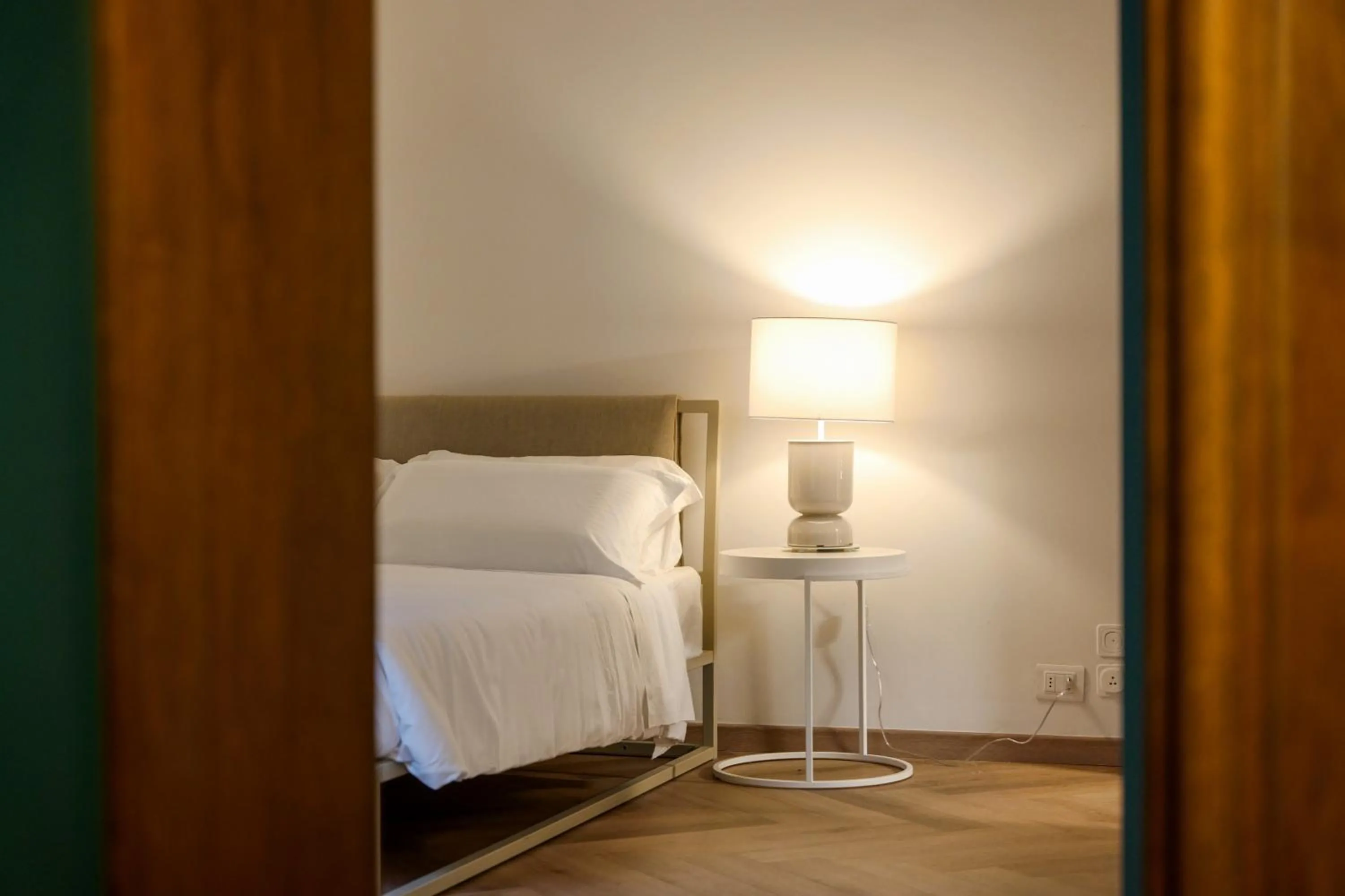 Bedroom, Bed in Frame Bologna