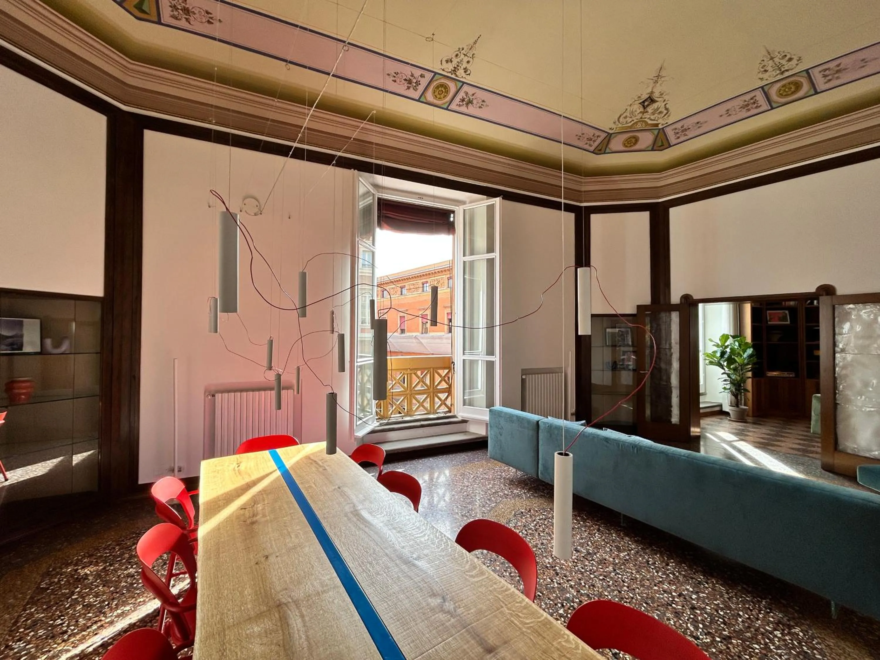 Living room, Bed in Frame Bologna