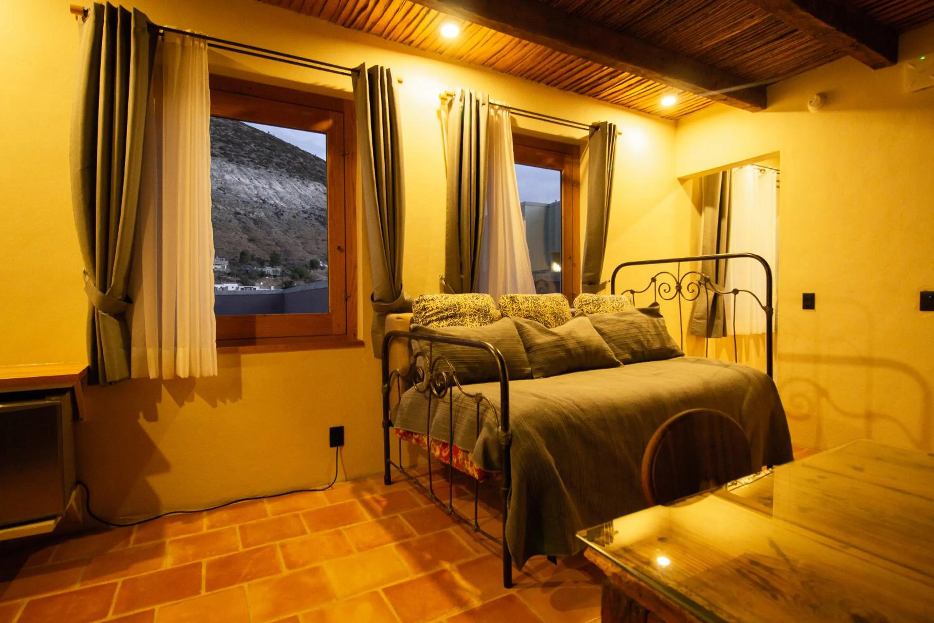 Bed in Hotel La Tarjea