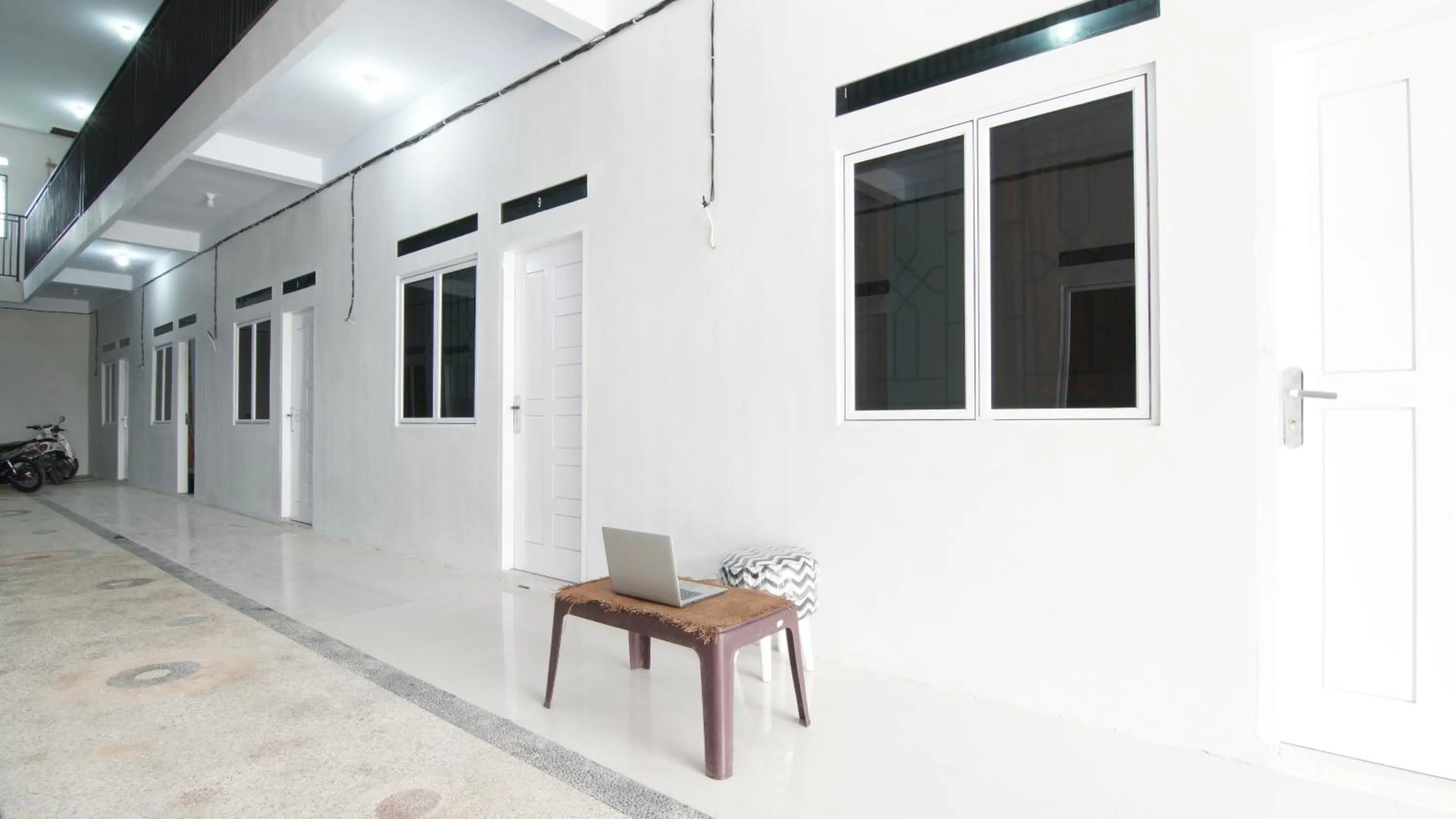 Lobby or reception in Hotel O Pondok Ibu SyariahNearEco Edu Park