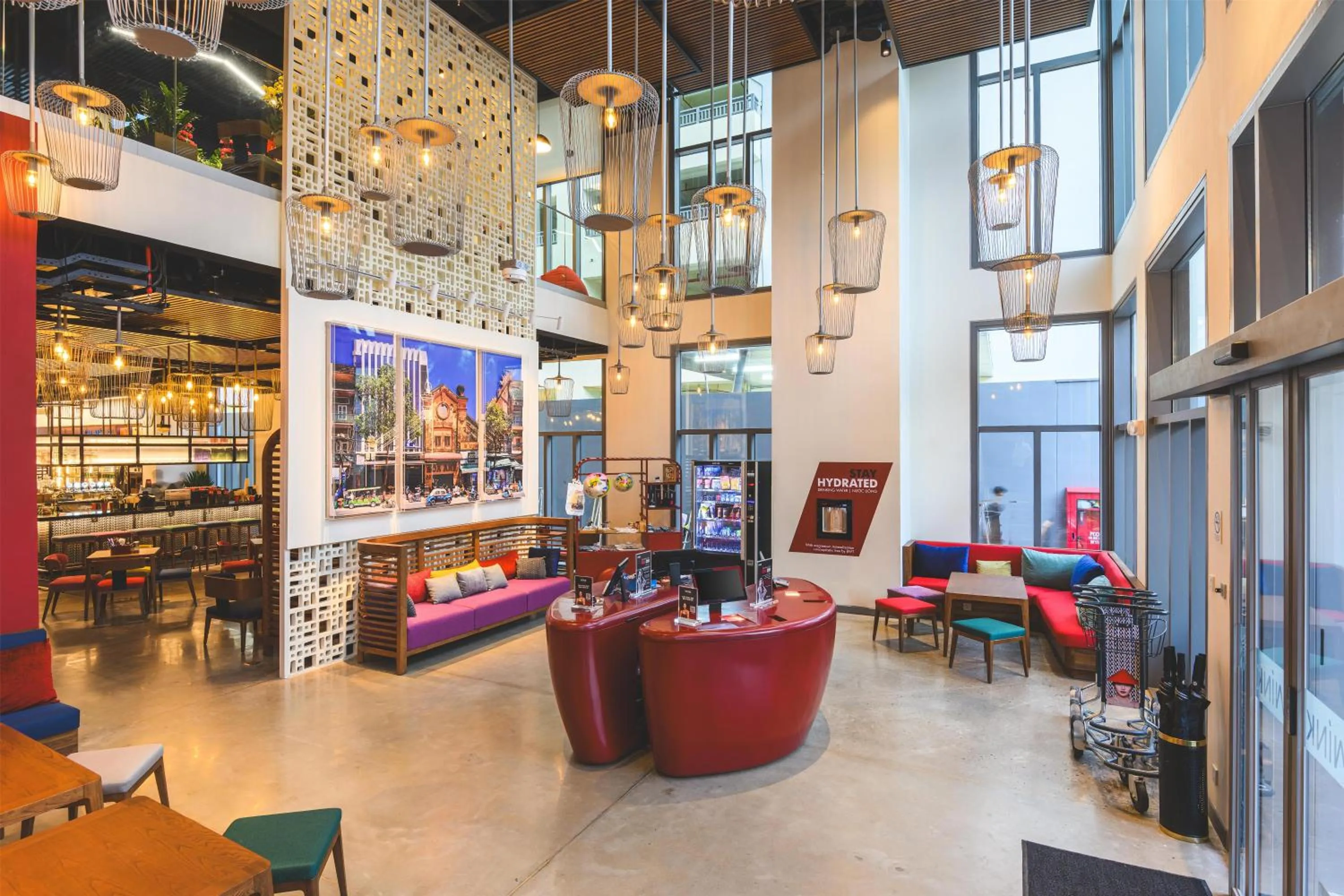 Lobby or reception in Wink Can Tho Centre, Unscripted by Hyatt - 24 Hours stay