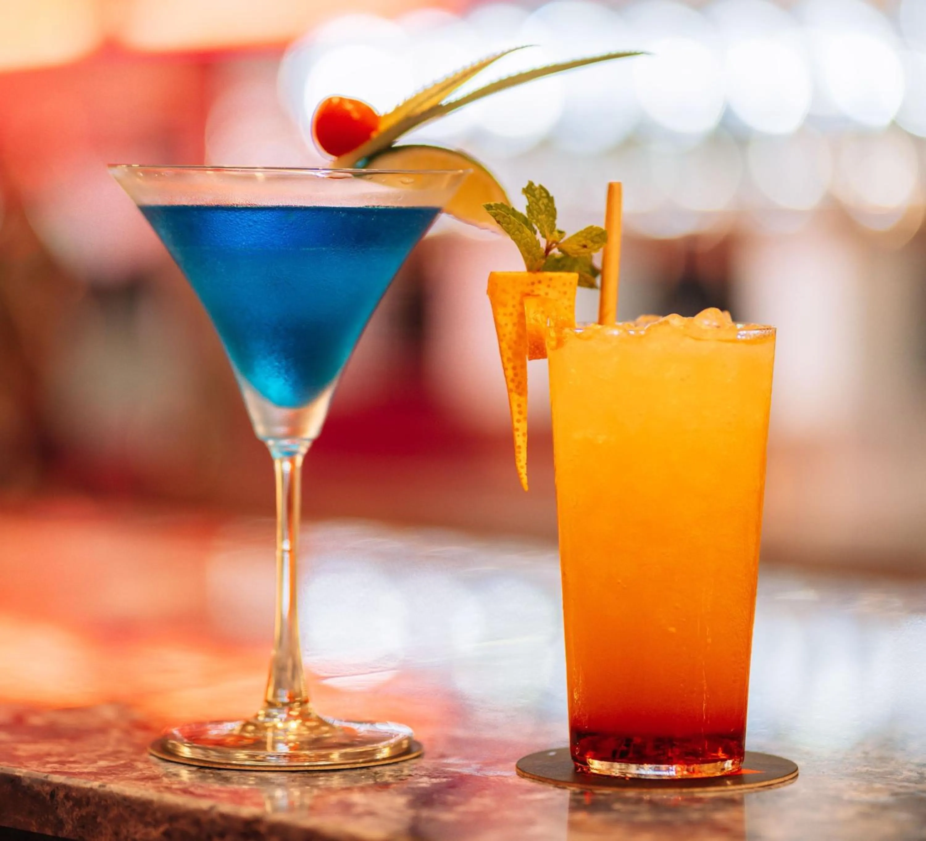 Lounge or bar in Wink Hotel Can Tho Ninh Kieu Wharf - 24hrs Stay & Rooftop Pool Bar