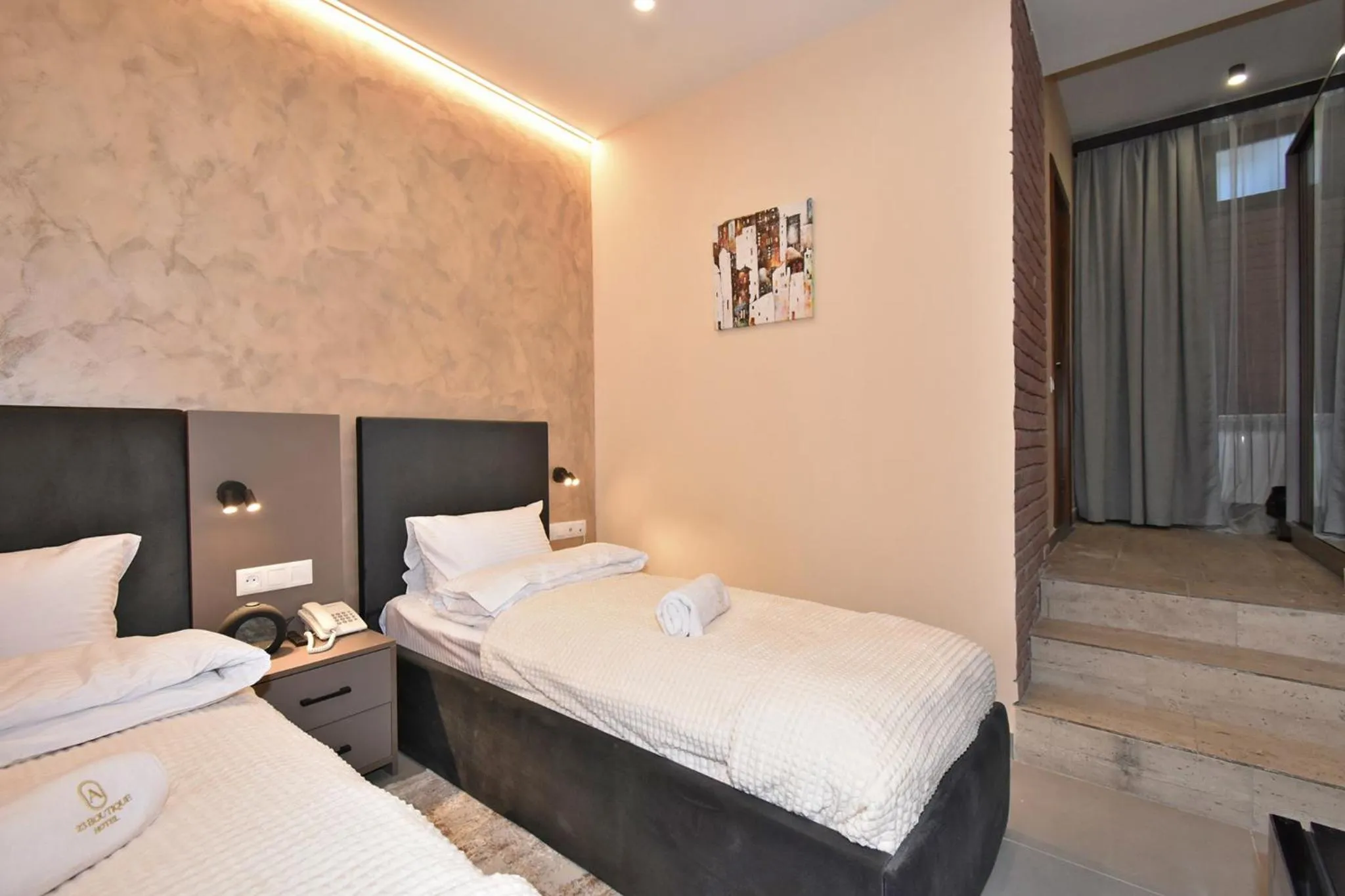 Bed in Avenue 23 Boutique Hotel