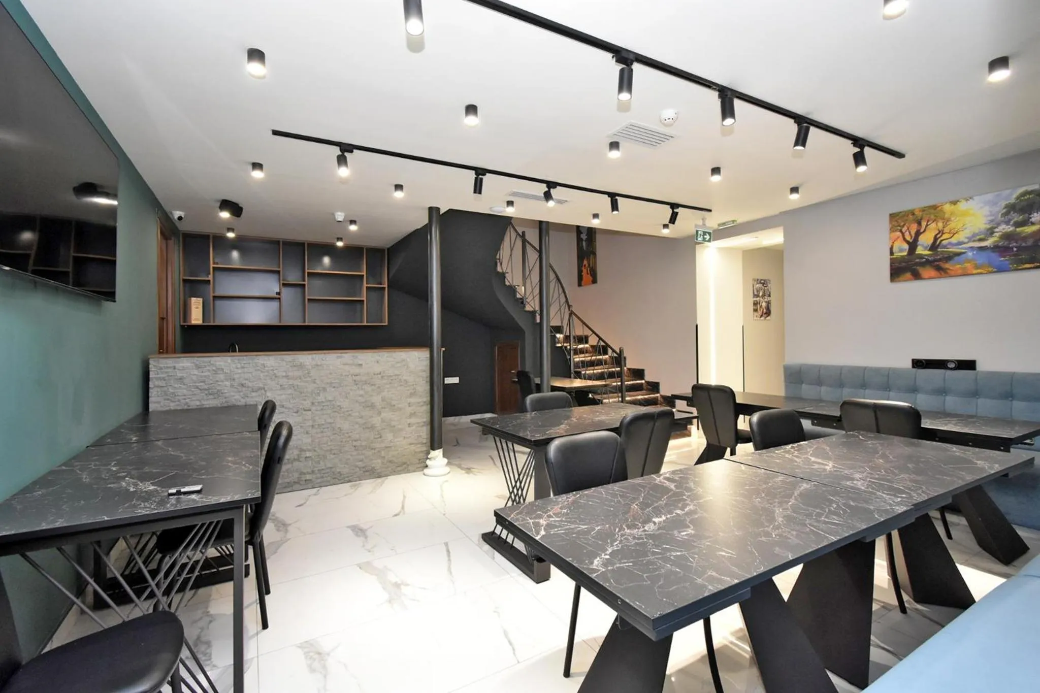 Kitchen or kitchenette in Avenue 23 Boutique Hotel