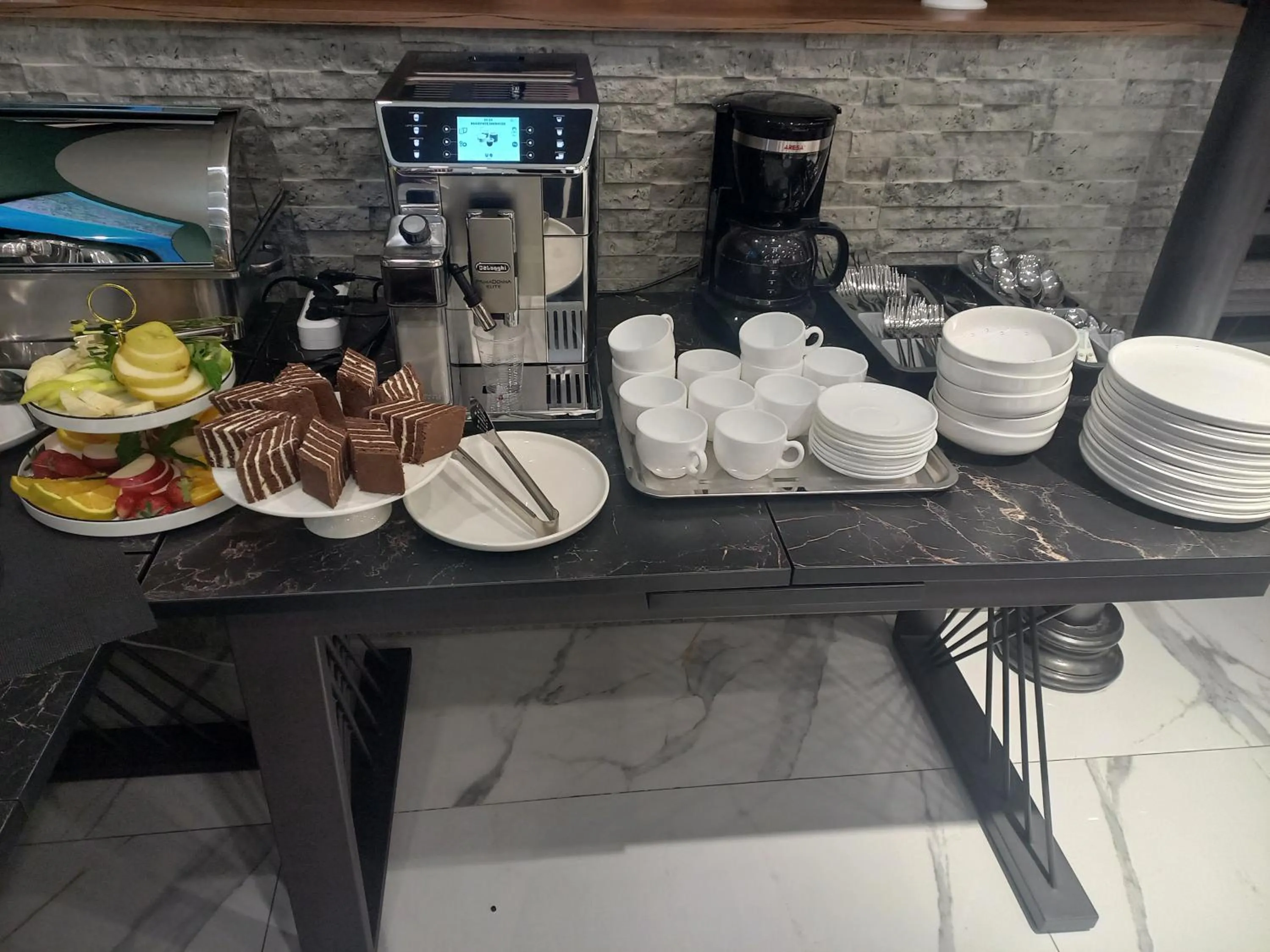 Breakfast in Avenue 23 Boutique Hotel