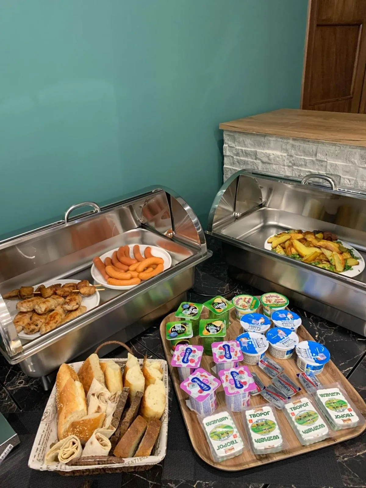 Breakfast in Avenue 23 Boutique Hotel