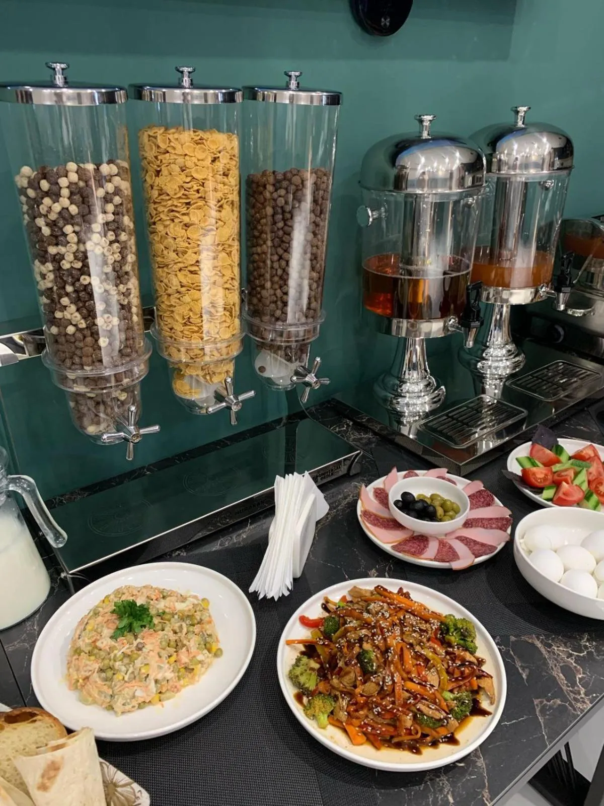 Breakfast in Avenue 23 Boutique Hotel