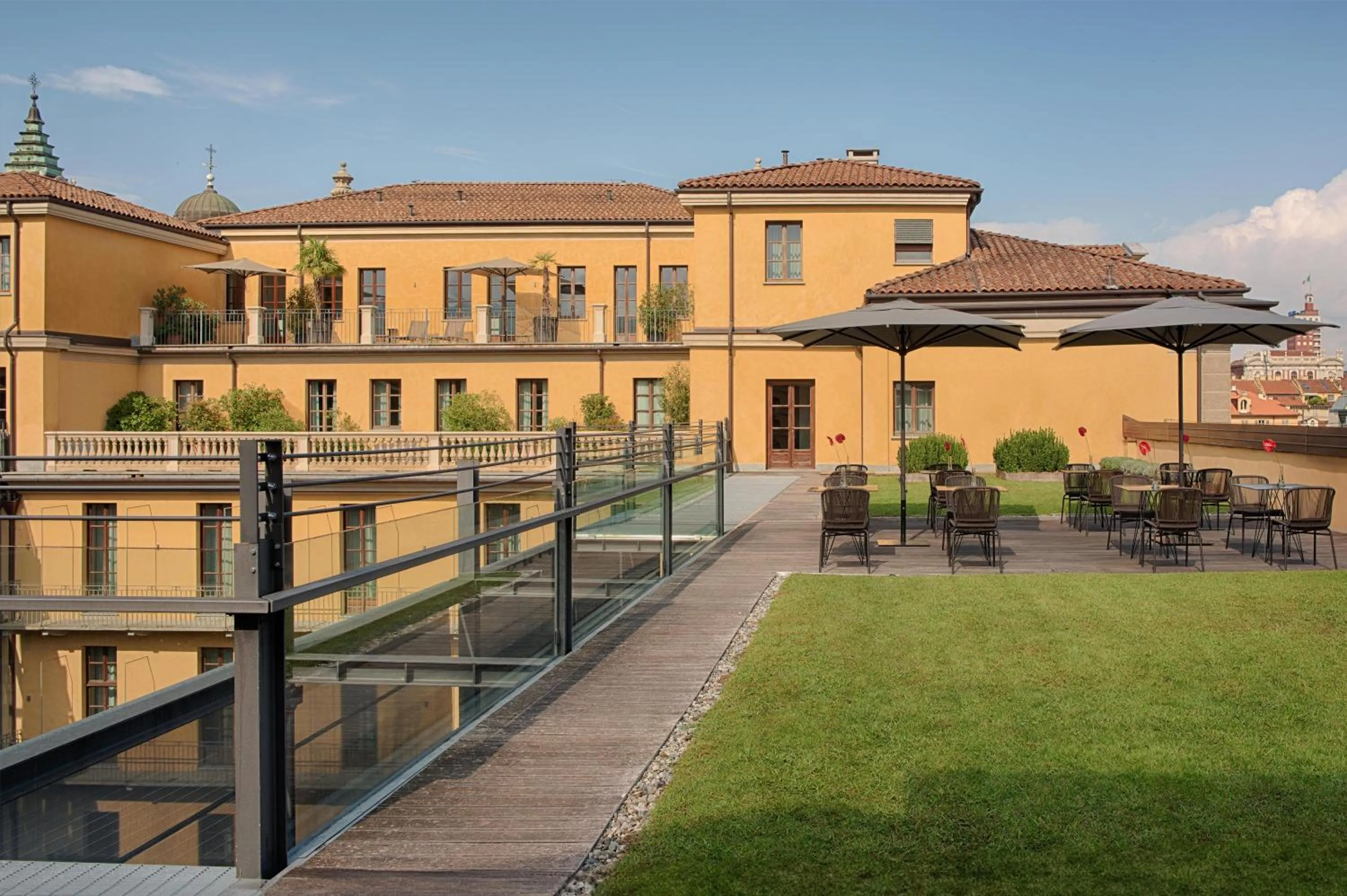 Property building in NH Collection Torino Piazza Carlina