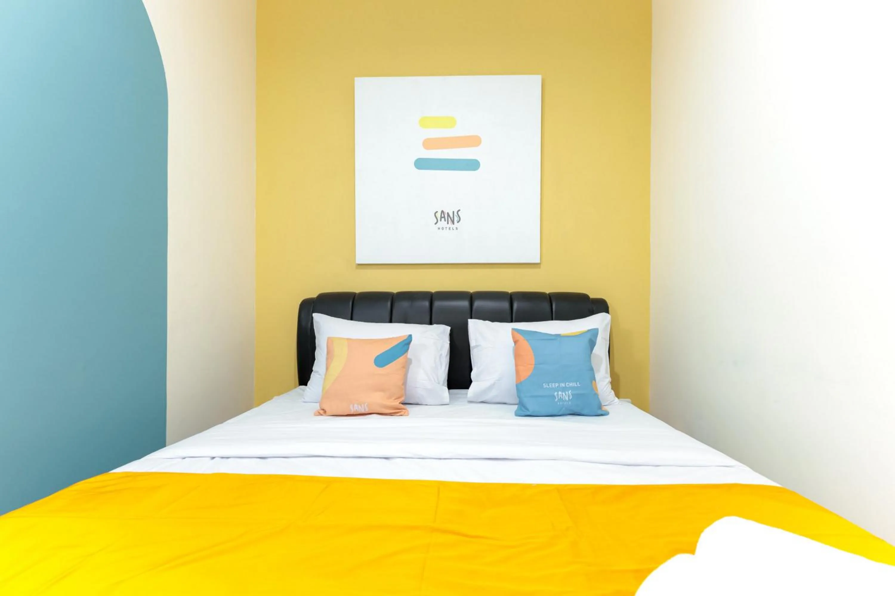 Bed in Sans Hotel Kelapa Gading Jakarta