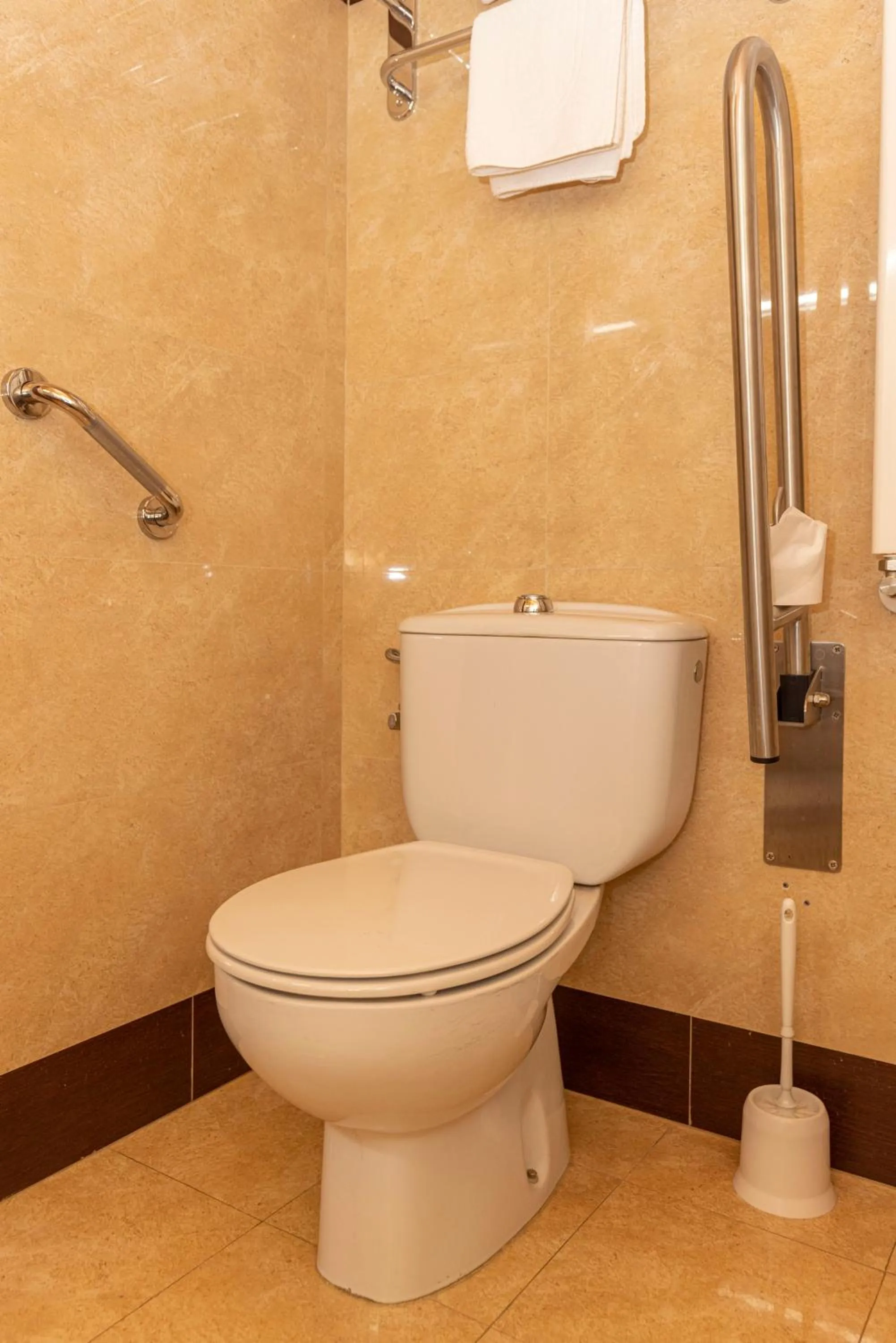 Bathroom in Hotel Solana