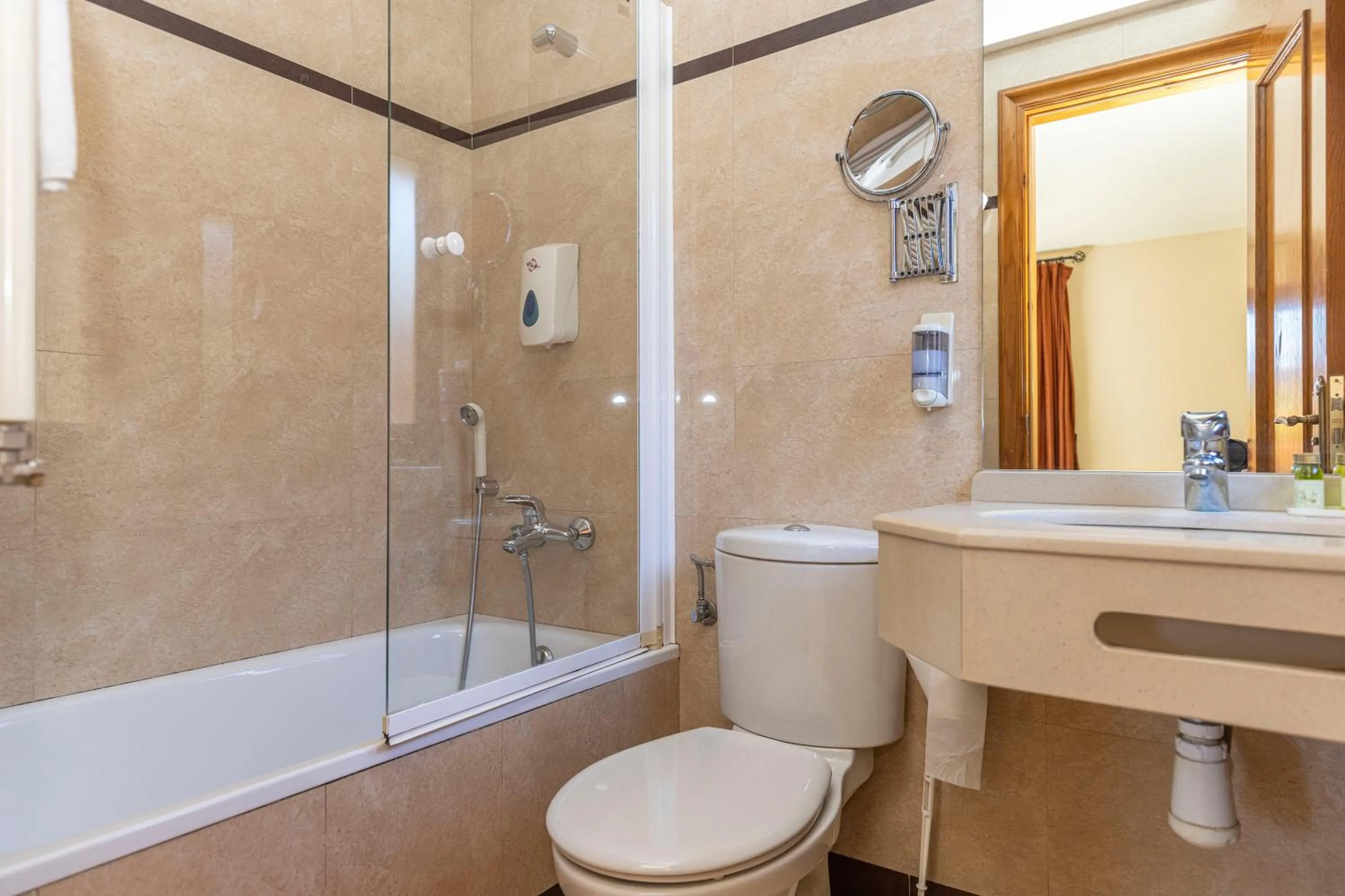 Bathroom in Hotel Solana