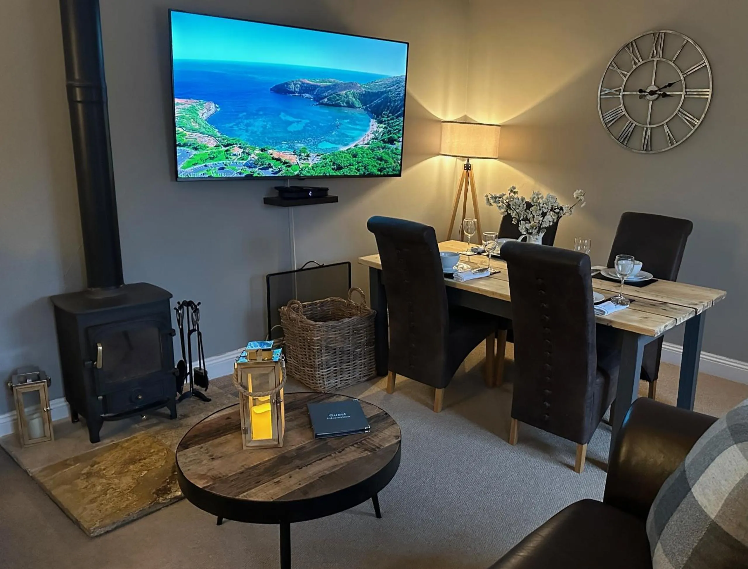 Living room in Stonehenge Cottages