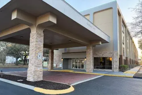 Wingate by Wyndham Jacksonville FL Wingate by Wyndham Jacksonville FL