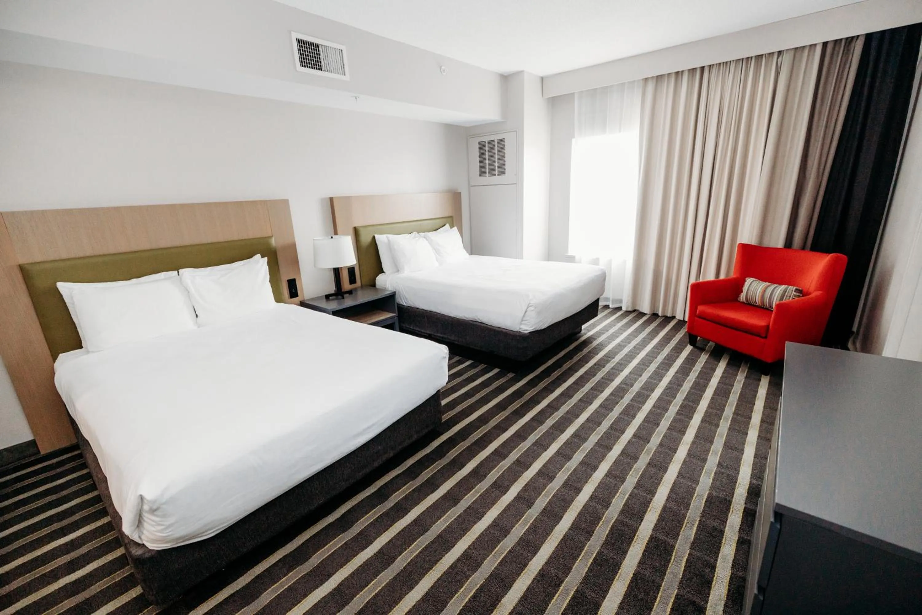 Bedroom, Bed in Parkview Inn & Suites, Lancaster Amish Country, PA