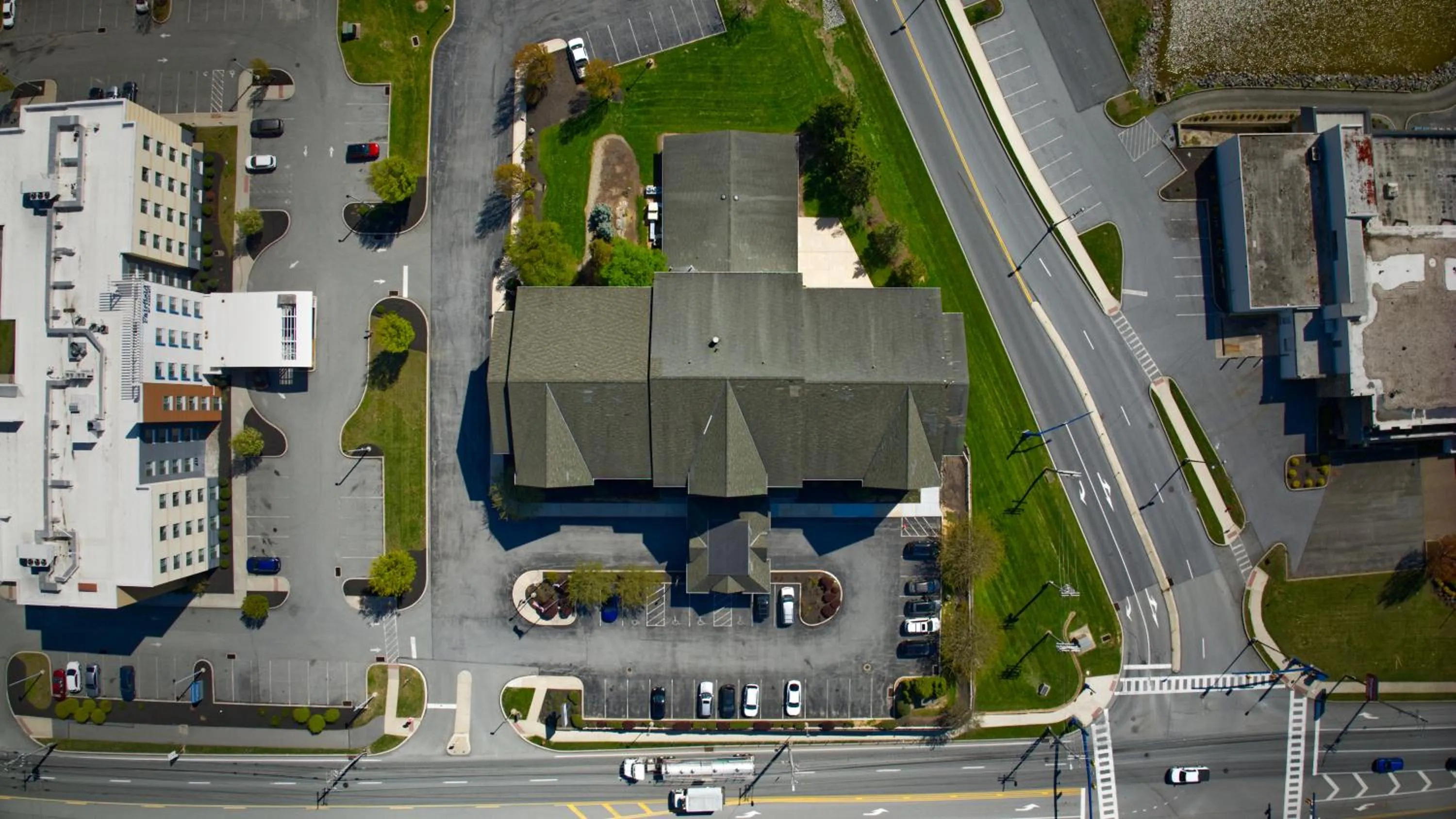 Bird's eye view in Parkview Inn & Suites, Lancaster Amish Country, PA