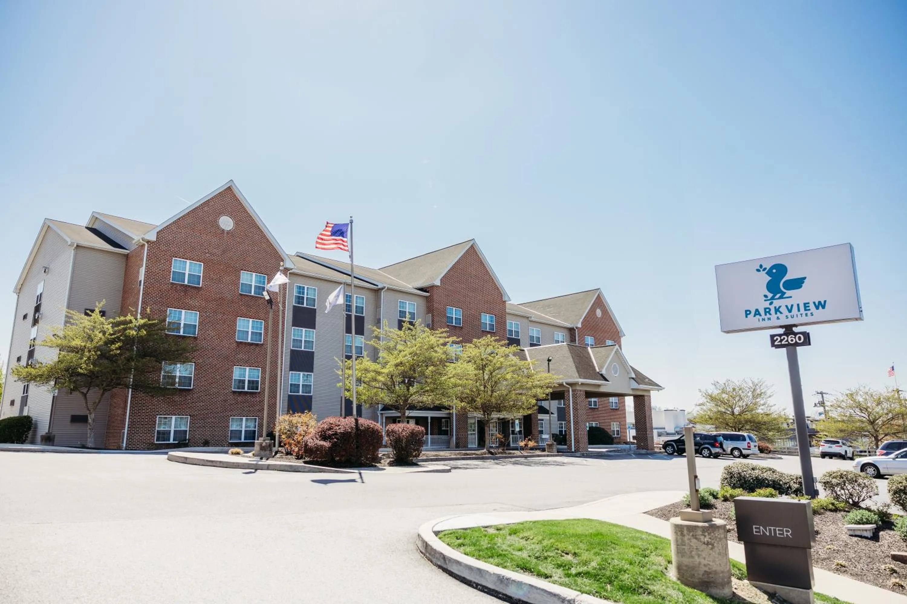 Property building in Parkview Inn & Suites, Lancaster Amish Country, PA