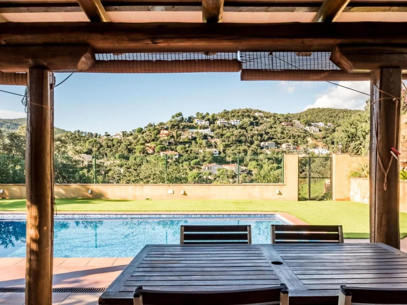 La Nova by Costabravaway