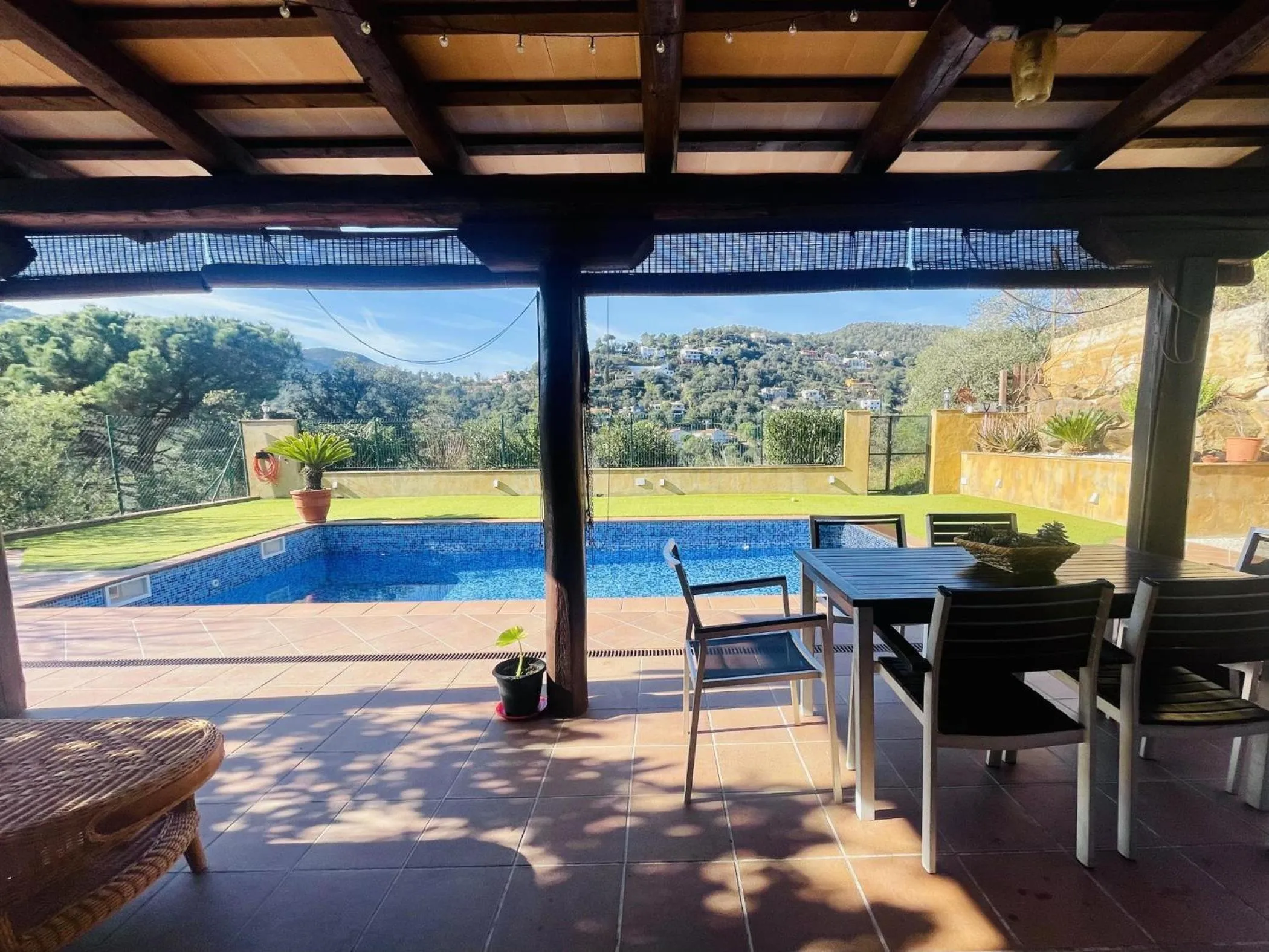 La Nova by Costabravaway