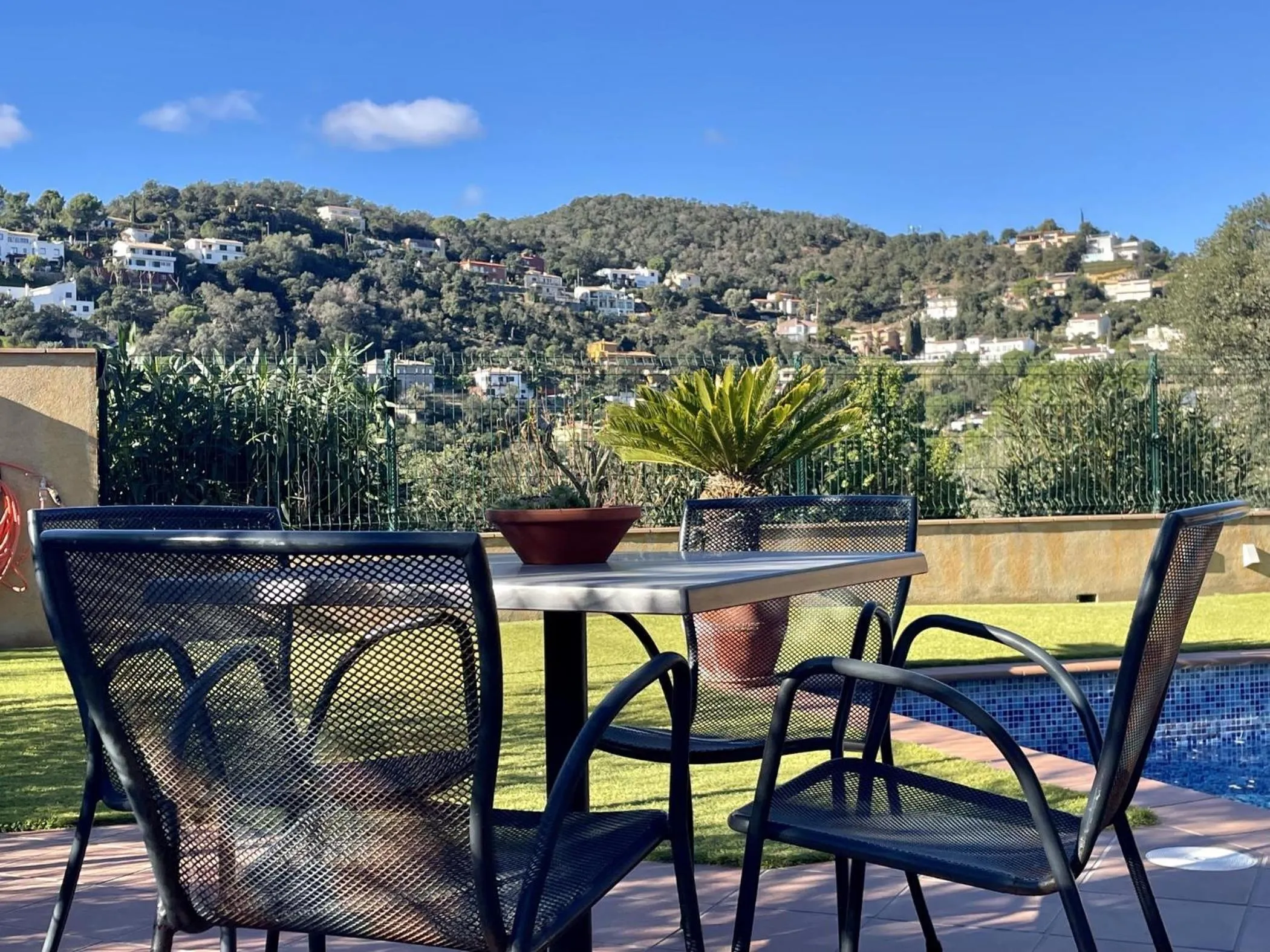 La Nova by Costabravaway