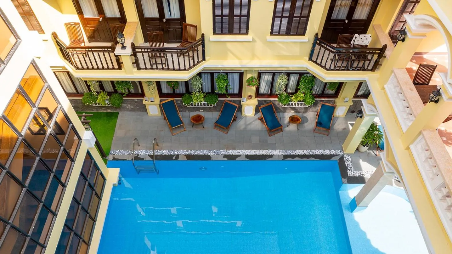 Balcony/Terrace in THUY DUONG 3 Boutique Hotel & Spa