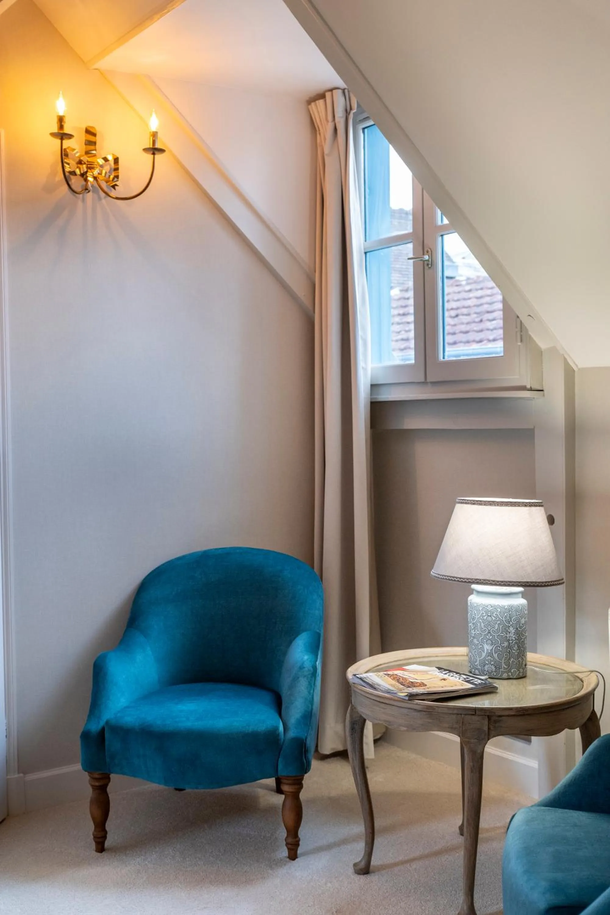 Living room in Hôtel de la Poste à Avallon, Bourgogne