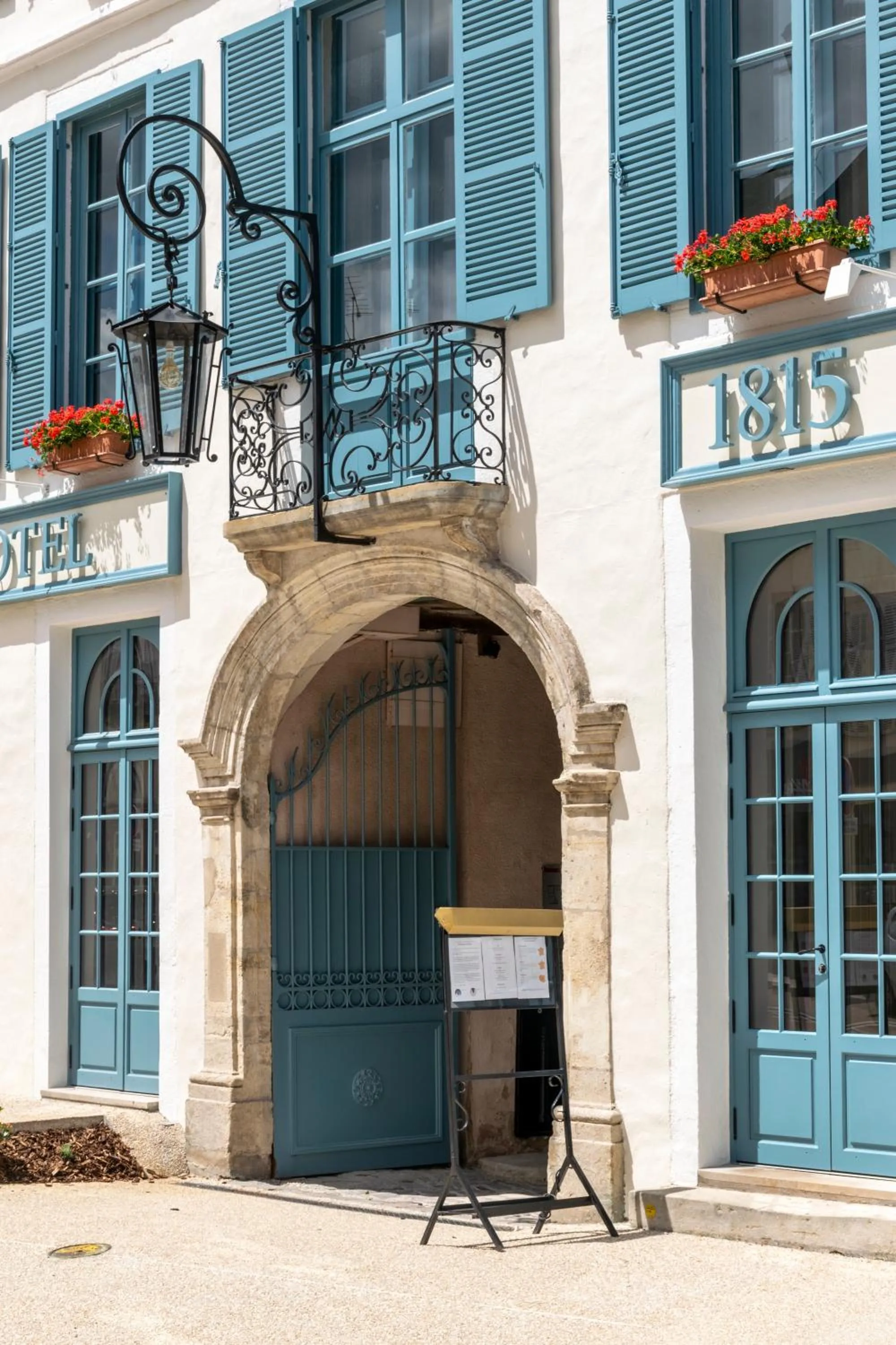 Property building in Hôtel de la Poste à Avallon, Bourgogne