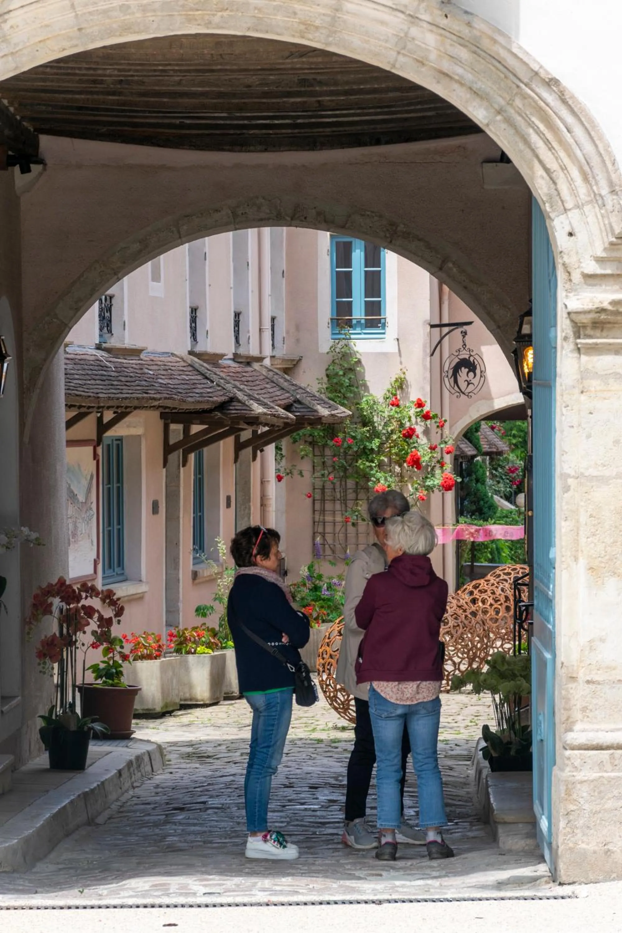 Property building in Hôtel de la Poste à Avallon, Bourgogne