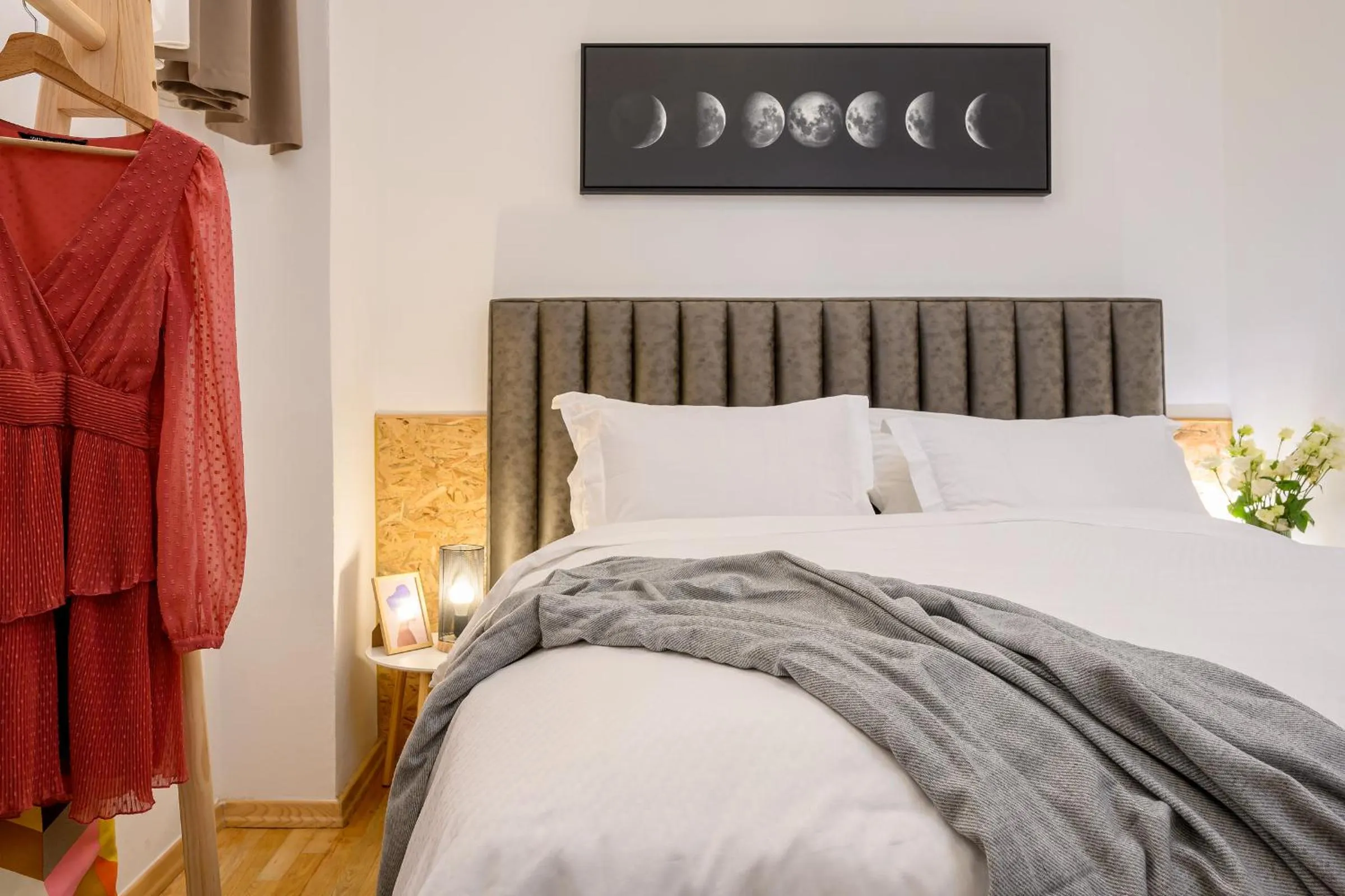 Bed in Yellow house with private parking