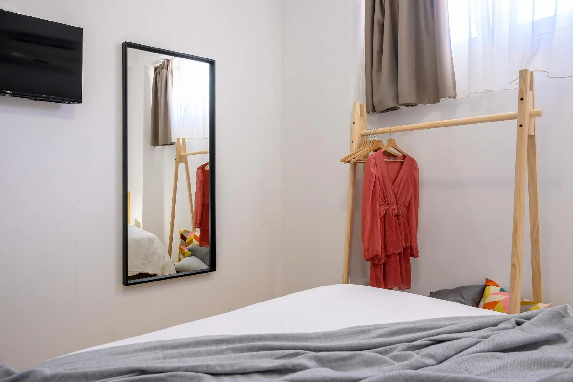 Bed in Yellow house with private parking