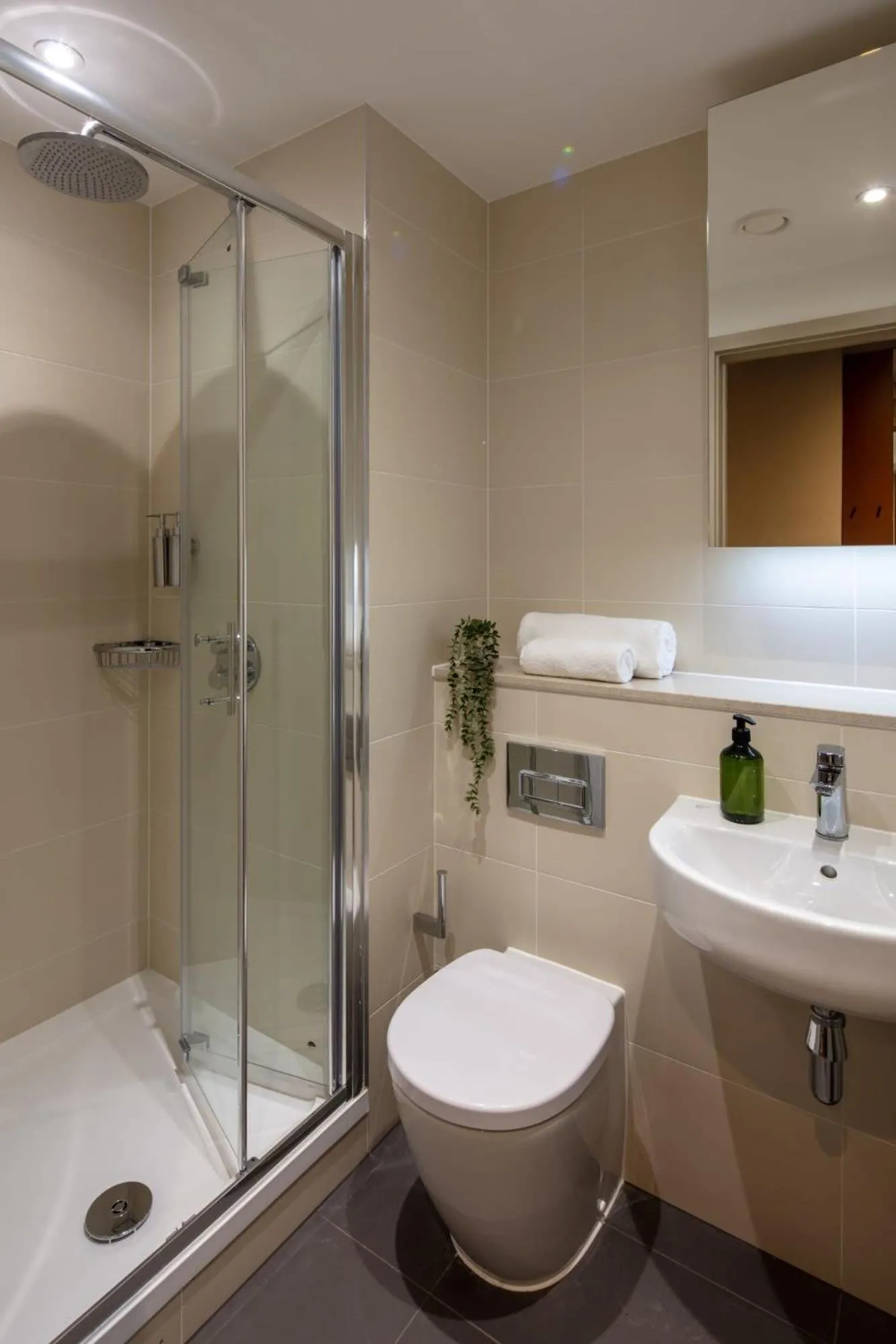 Bathroom in Florence Dock - London