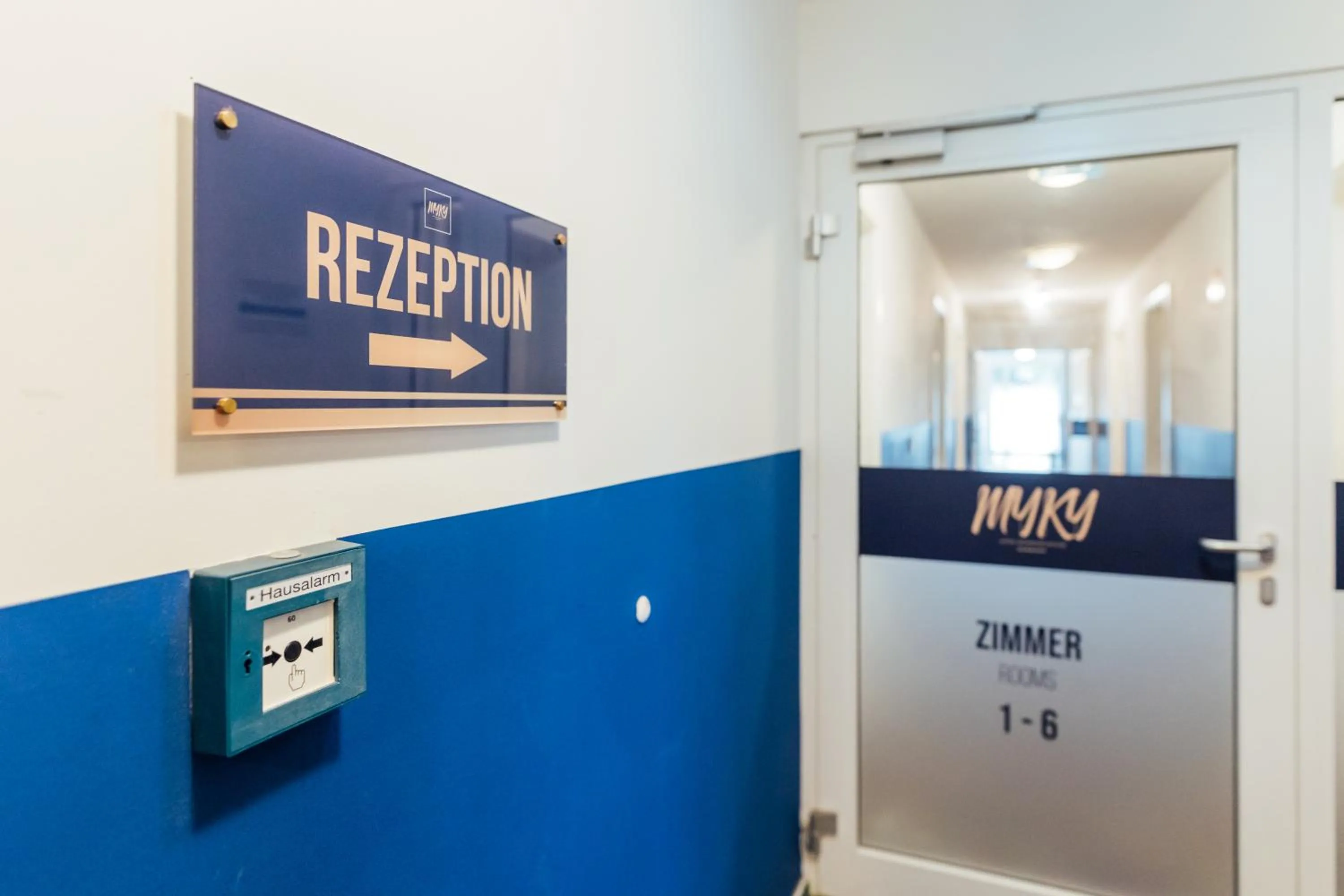MYKY Aparthotel Harburg - Free Parking