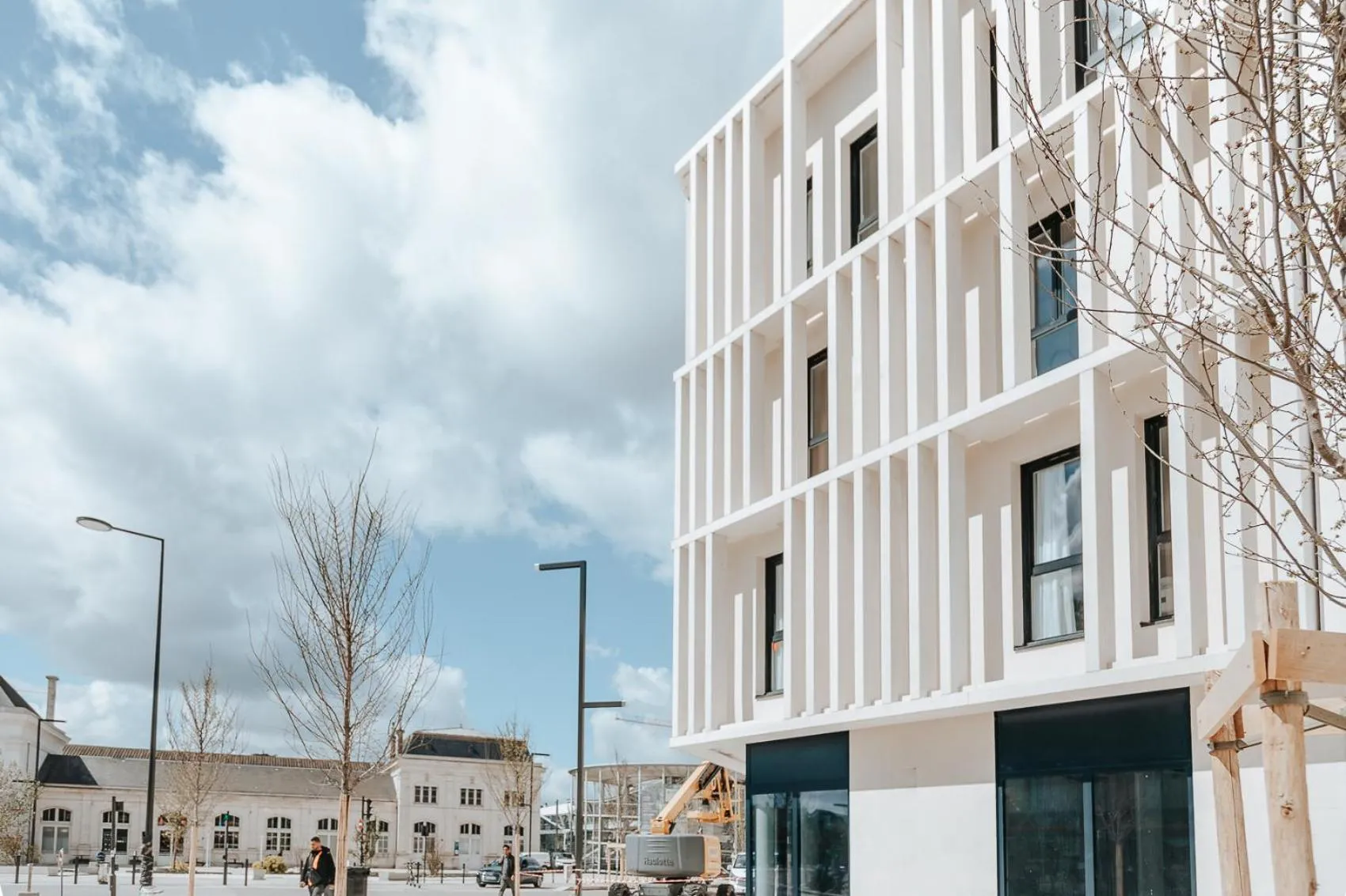 Property building in Beelodge Hotel Blois Centre