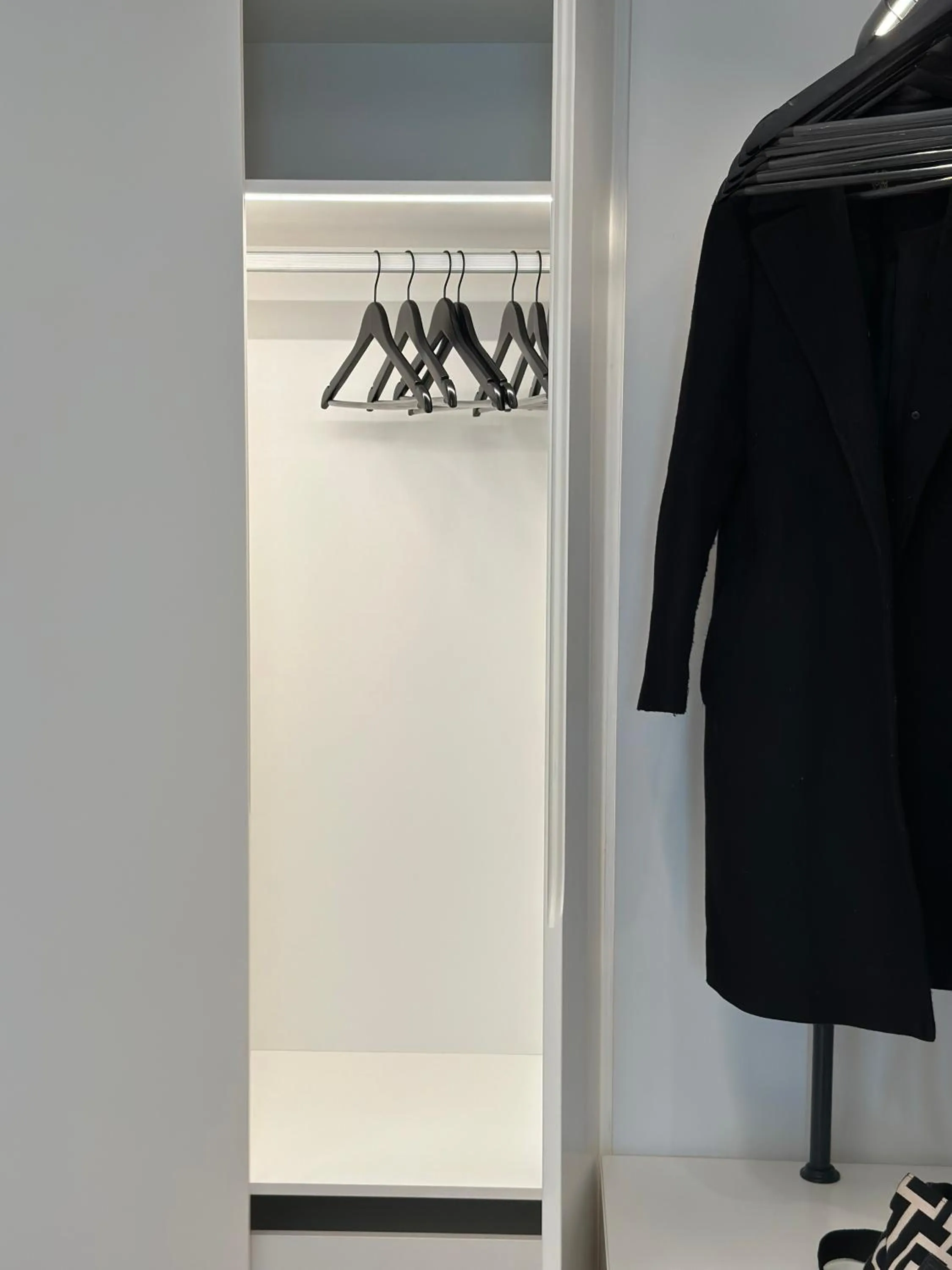 wardrobe in AIONION RESIDENCES by K&K