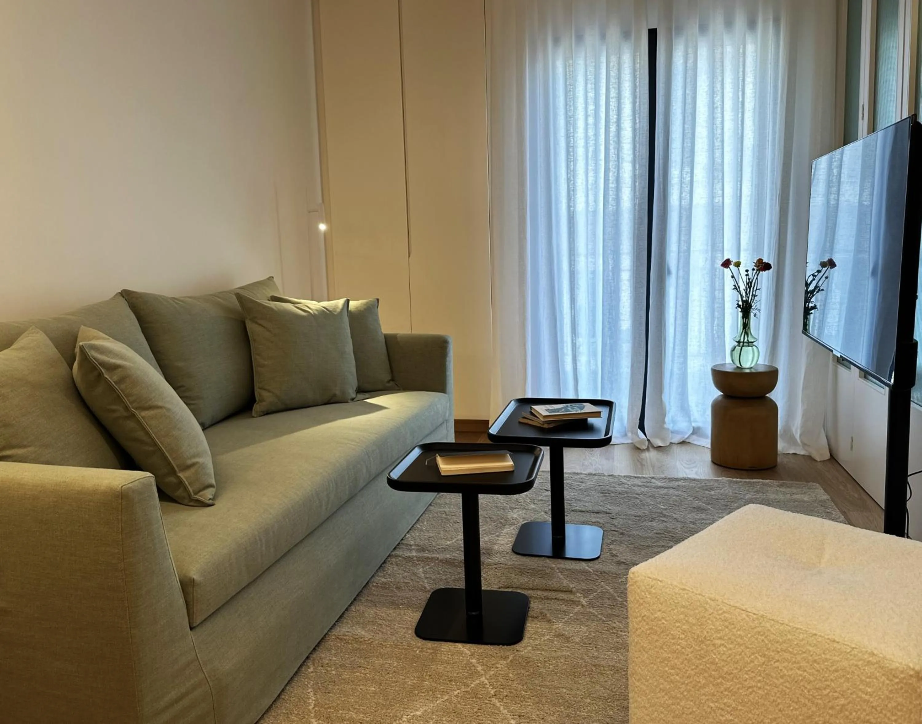 TV and multimedia in AIONION RESIDENCES by K&K