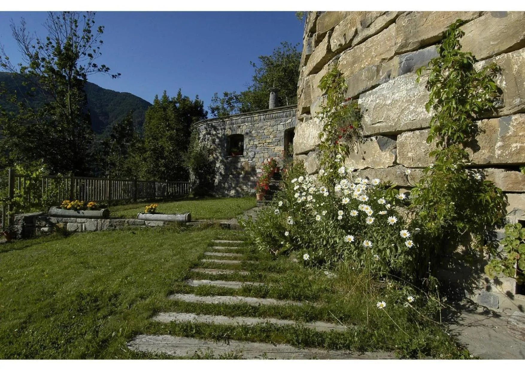 Natural landscape in Hotel Rural El Portón de Murillo