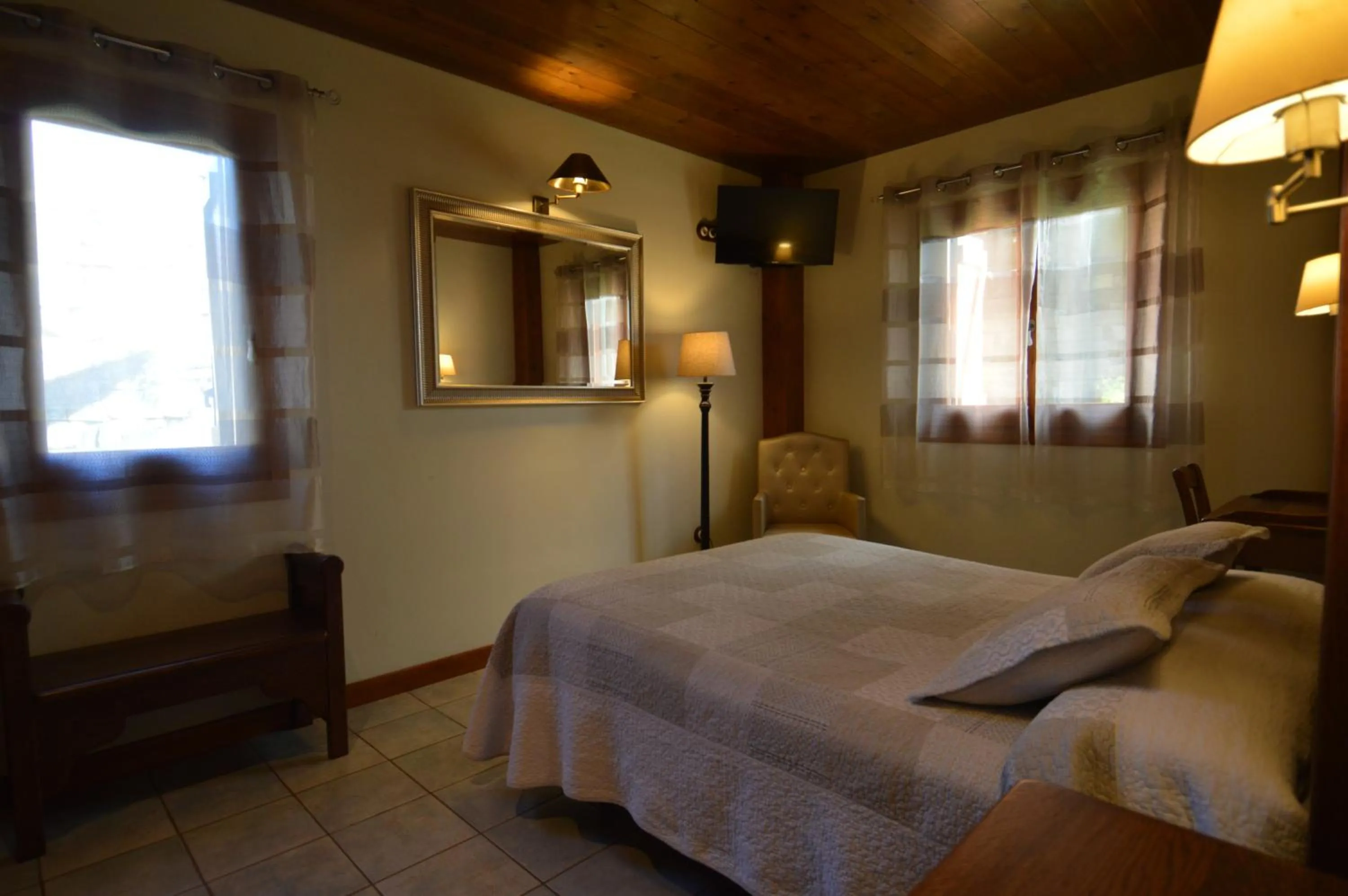 Bed in Hotel Rural El Portón de Murillo