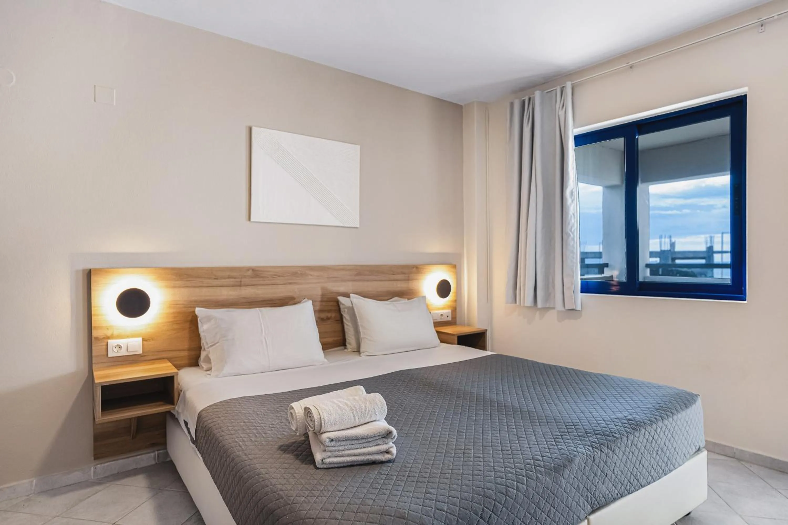 Bed in Yria Beach Hotel