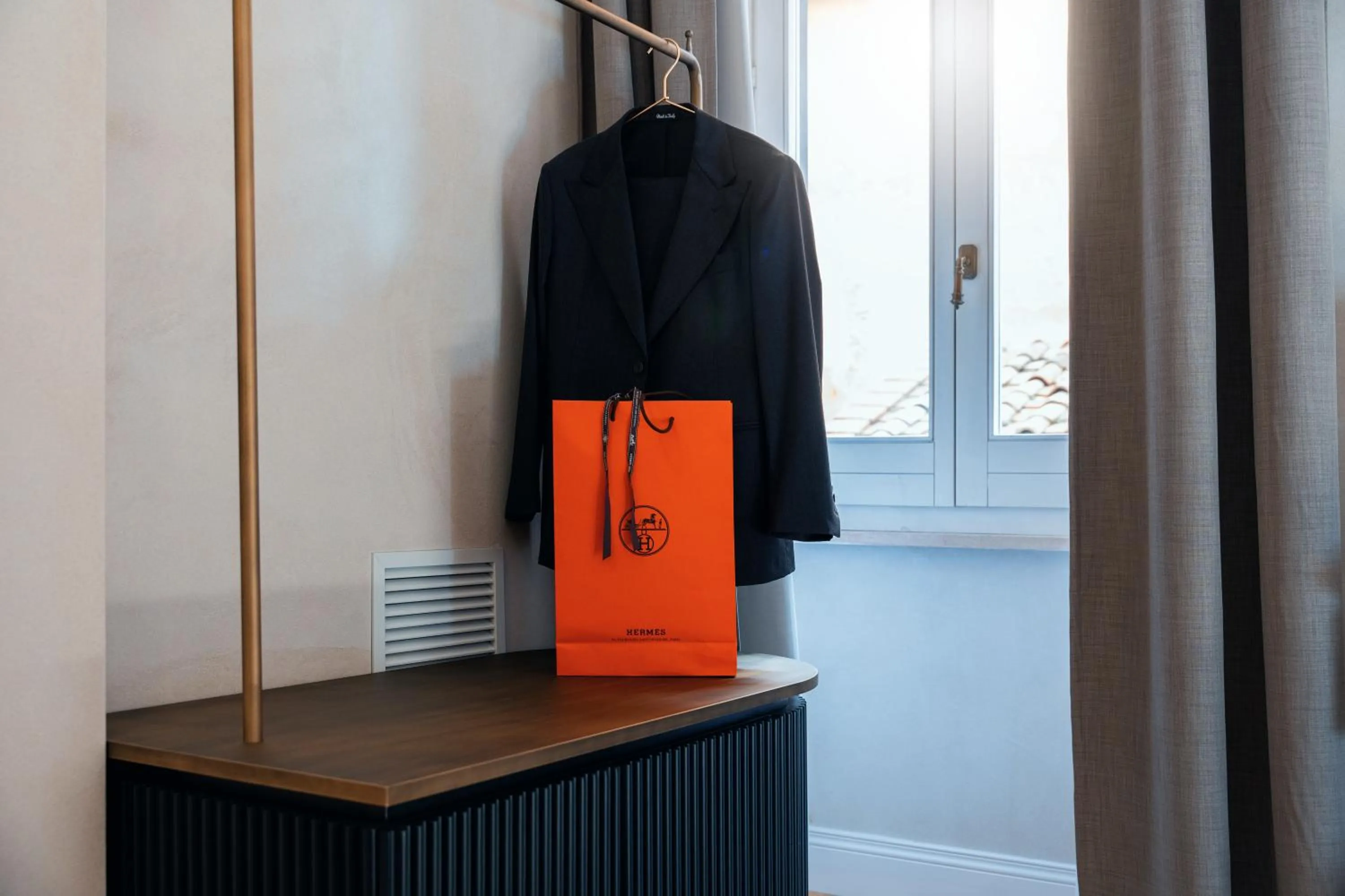 wardrobe in The Flow - Via Del Corso