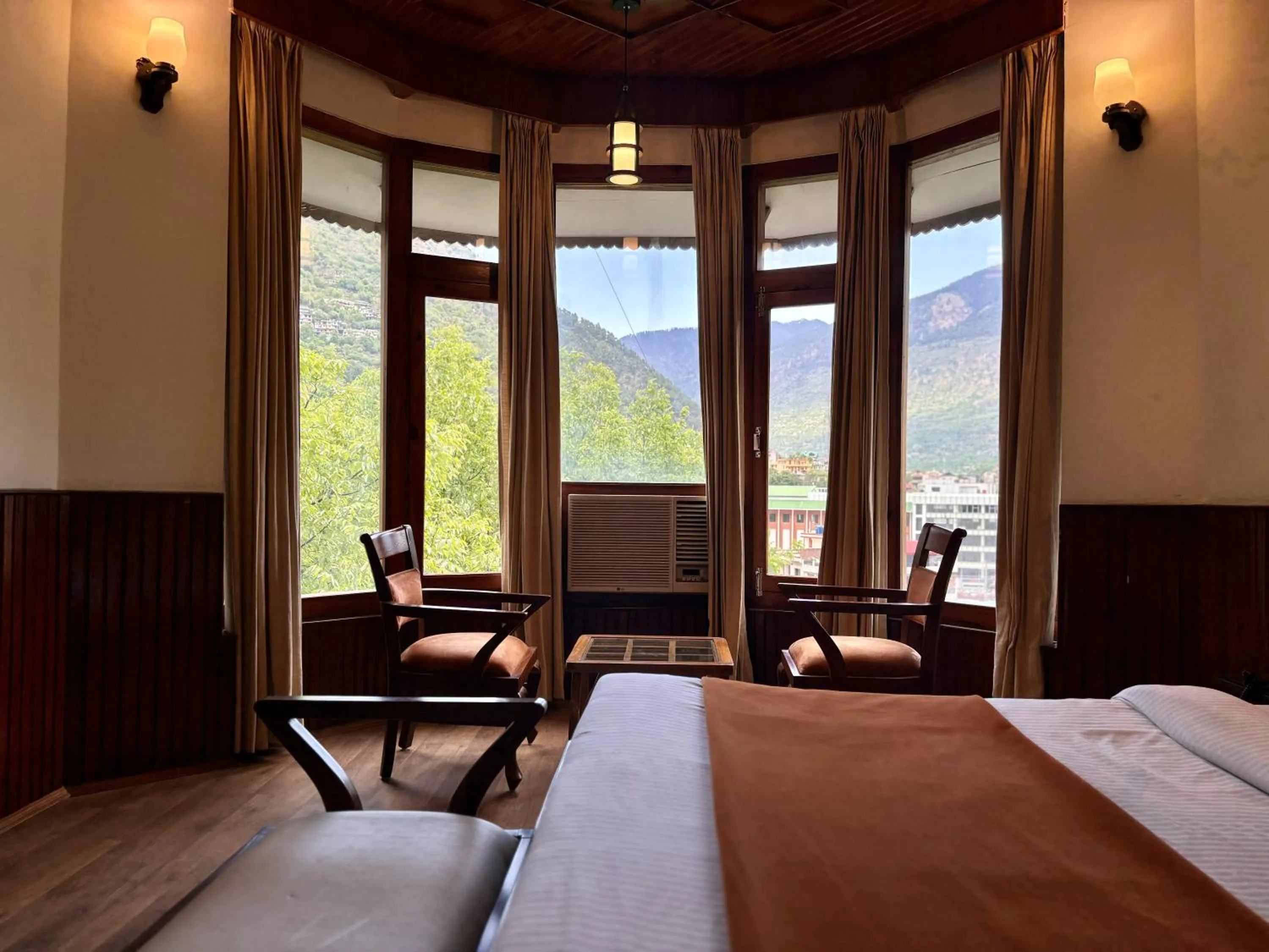 Bedroom, Bed in Shobla Royale