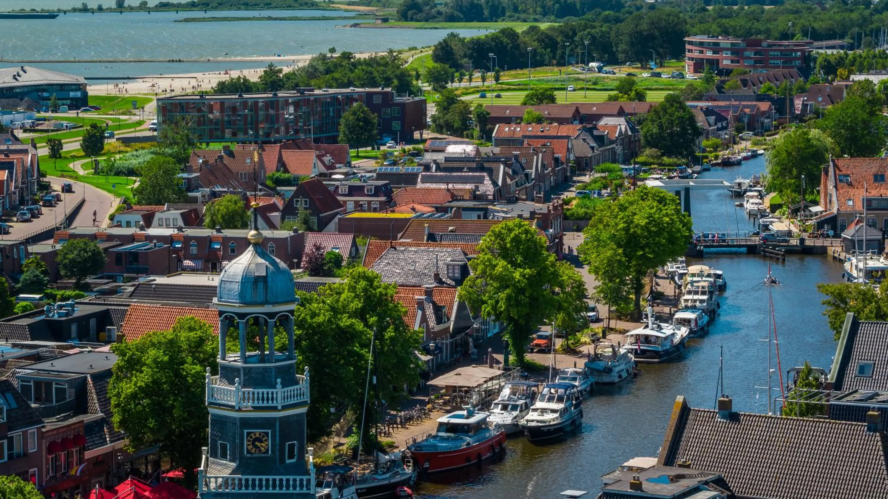 Area and facilities in Hotel Lemmer