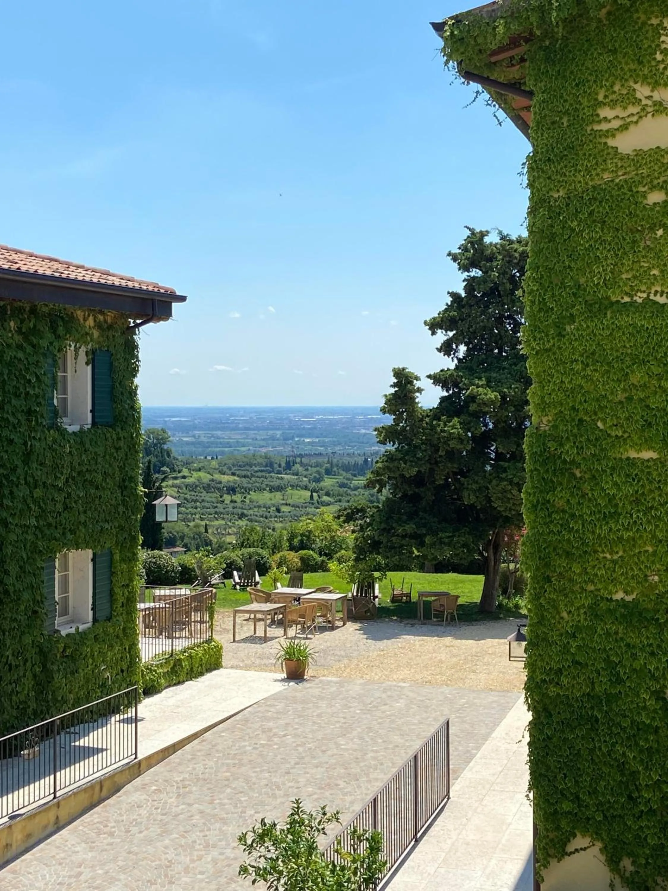 Property building in La Vineria di San Mattia
