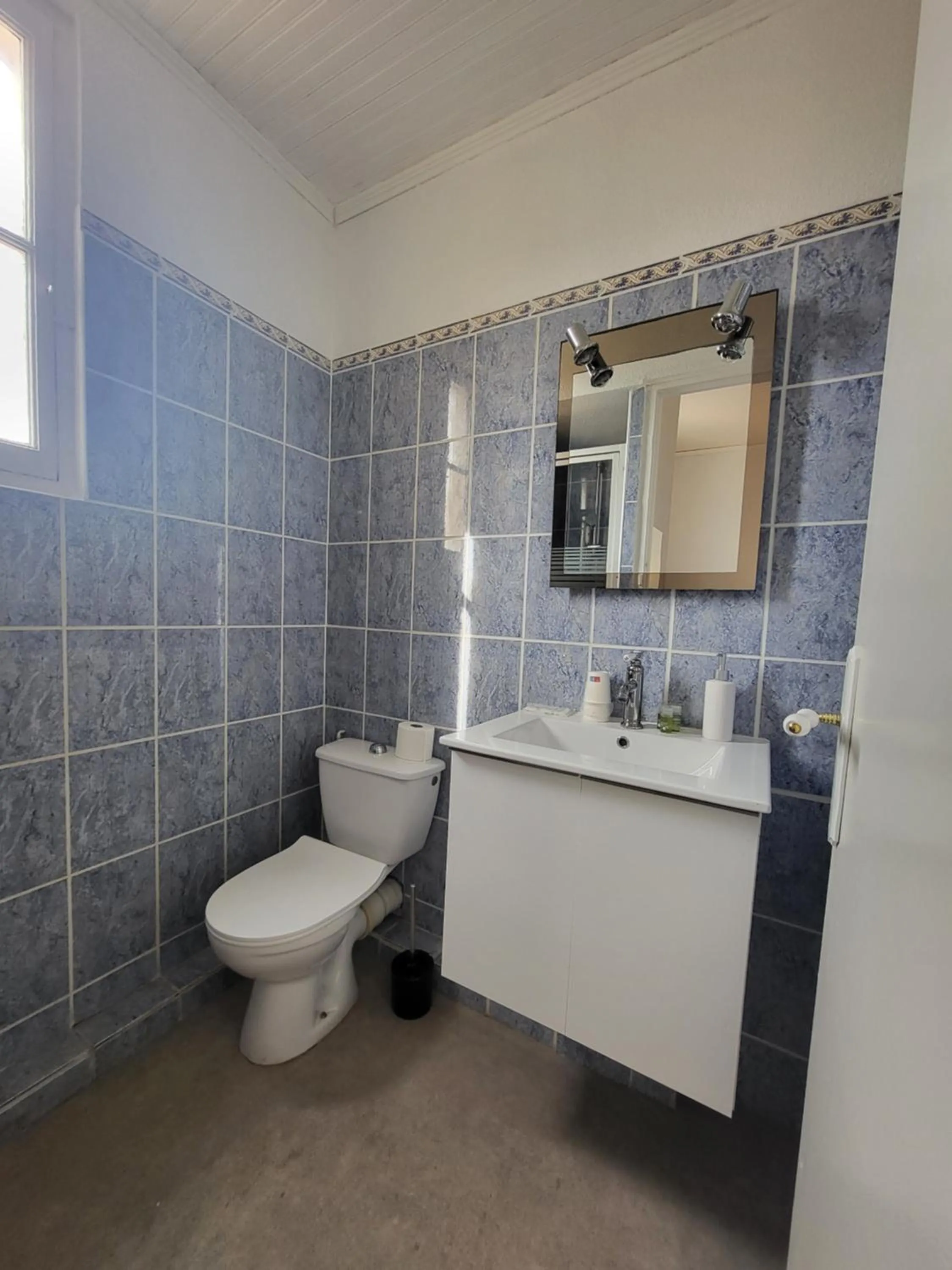 Bedroom in Hôtel Le Chalet