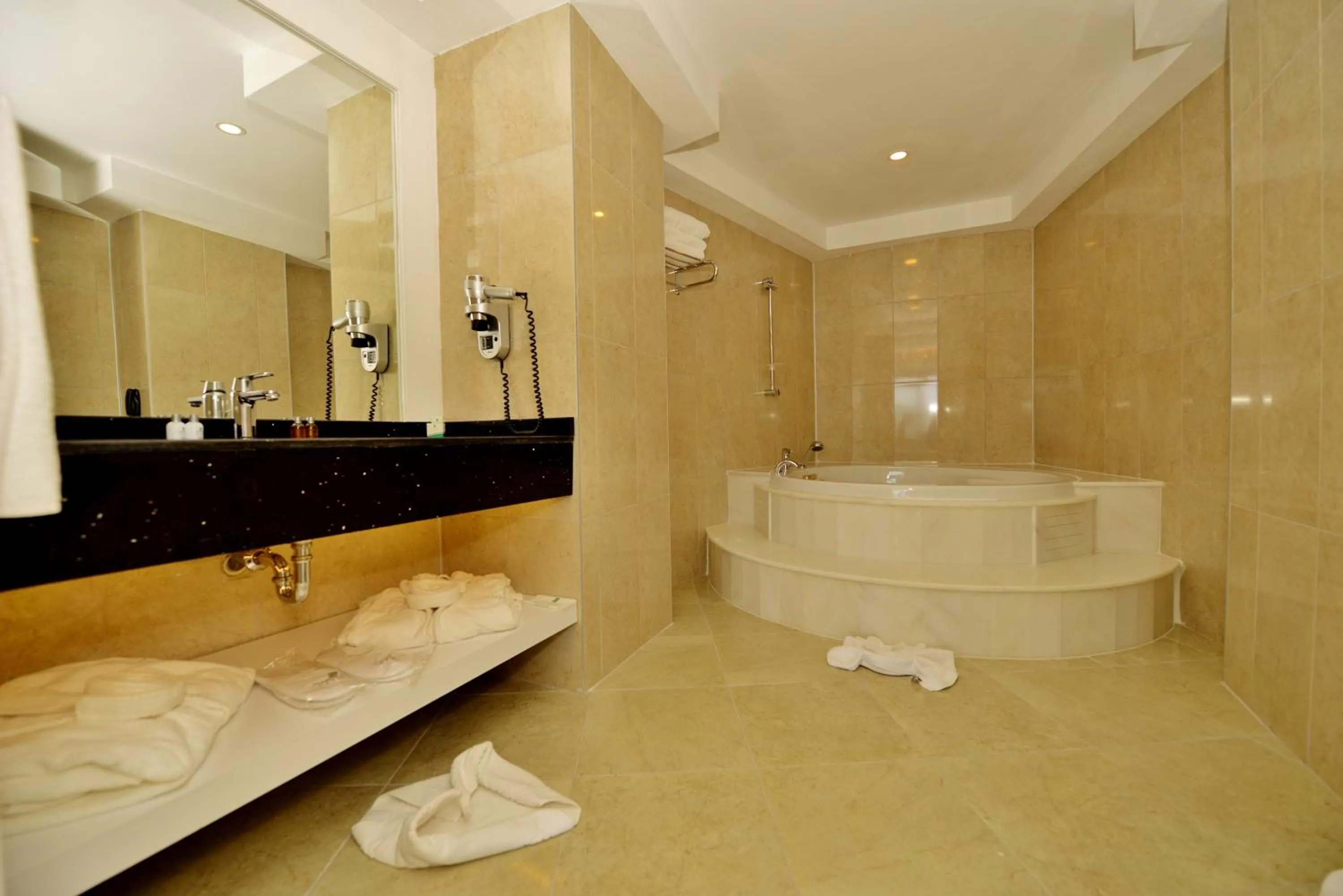 Other in Green Nature Diamond