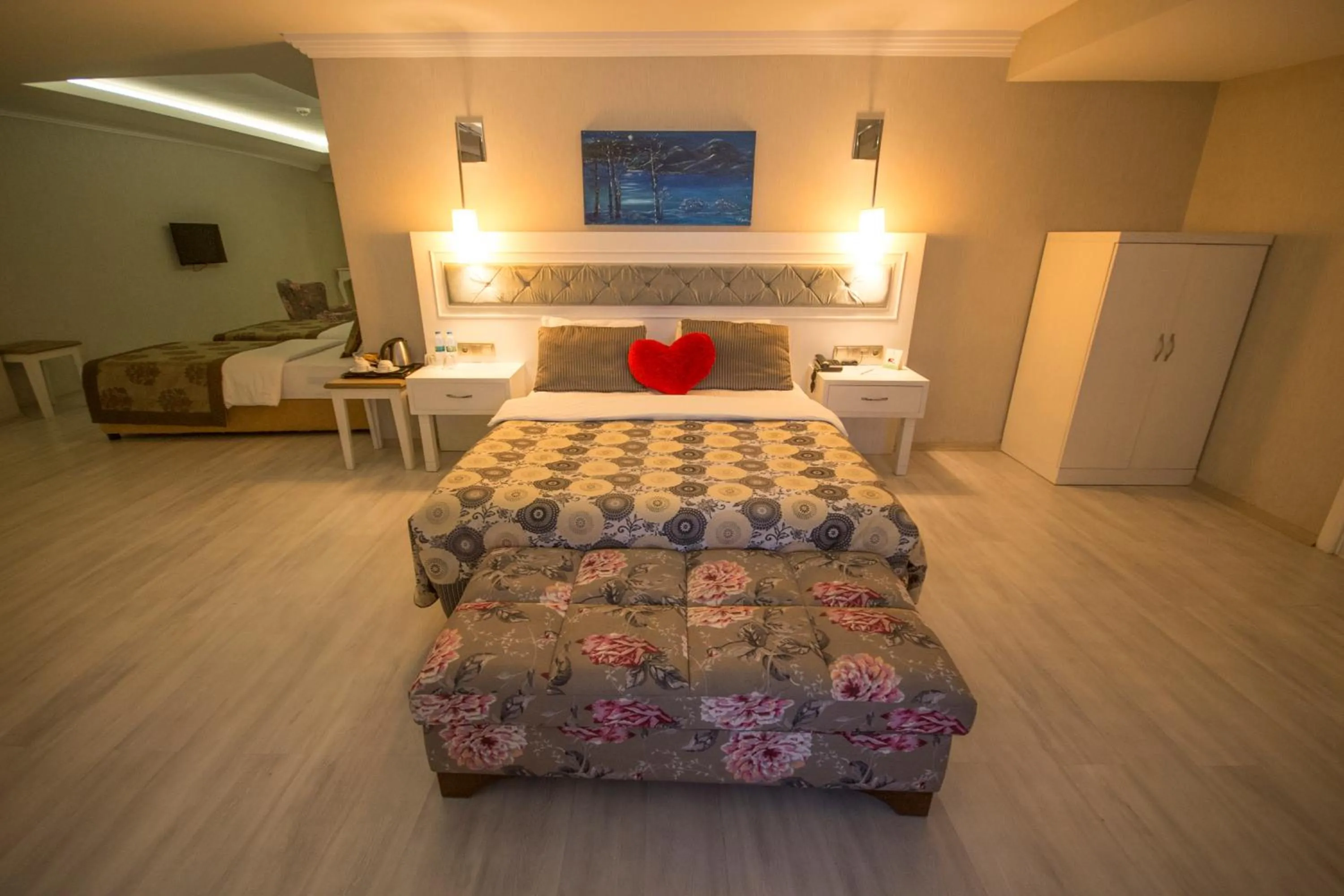 Bed in Green Nature Diamond